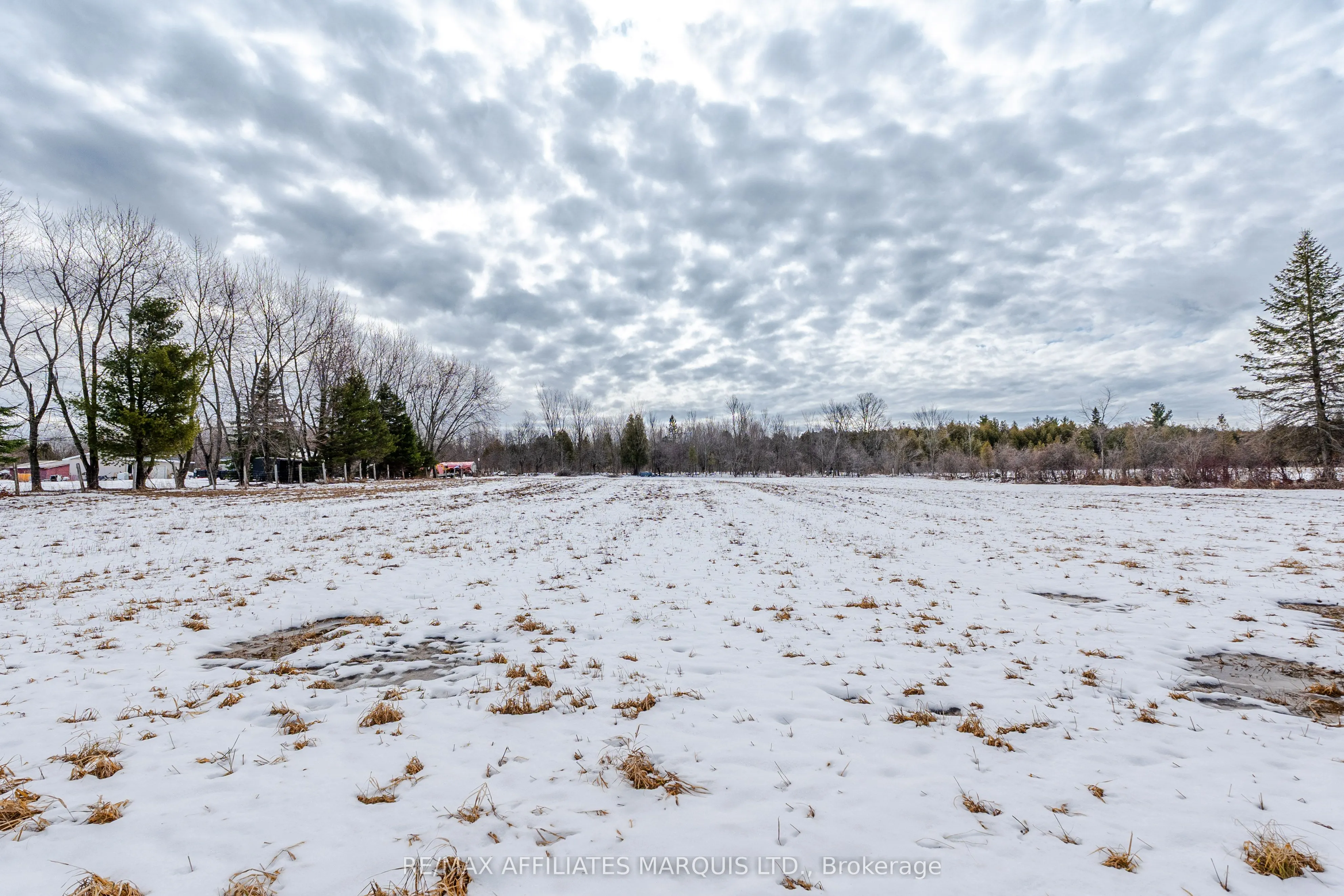 LOT Black River Road