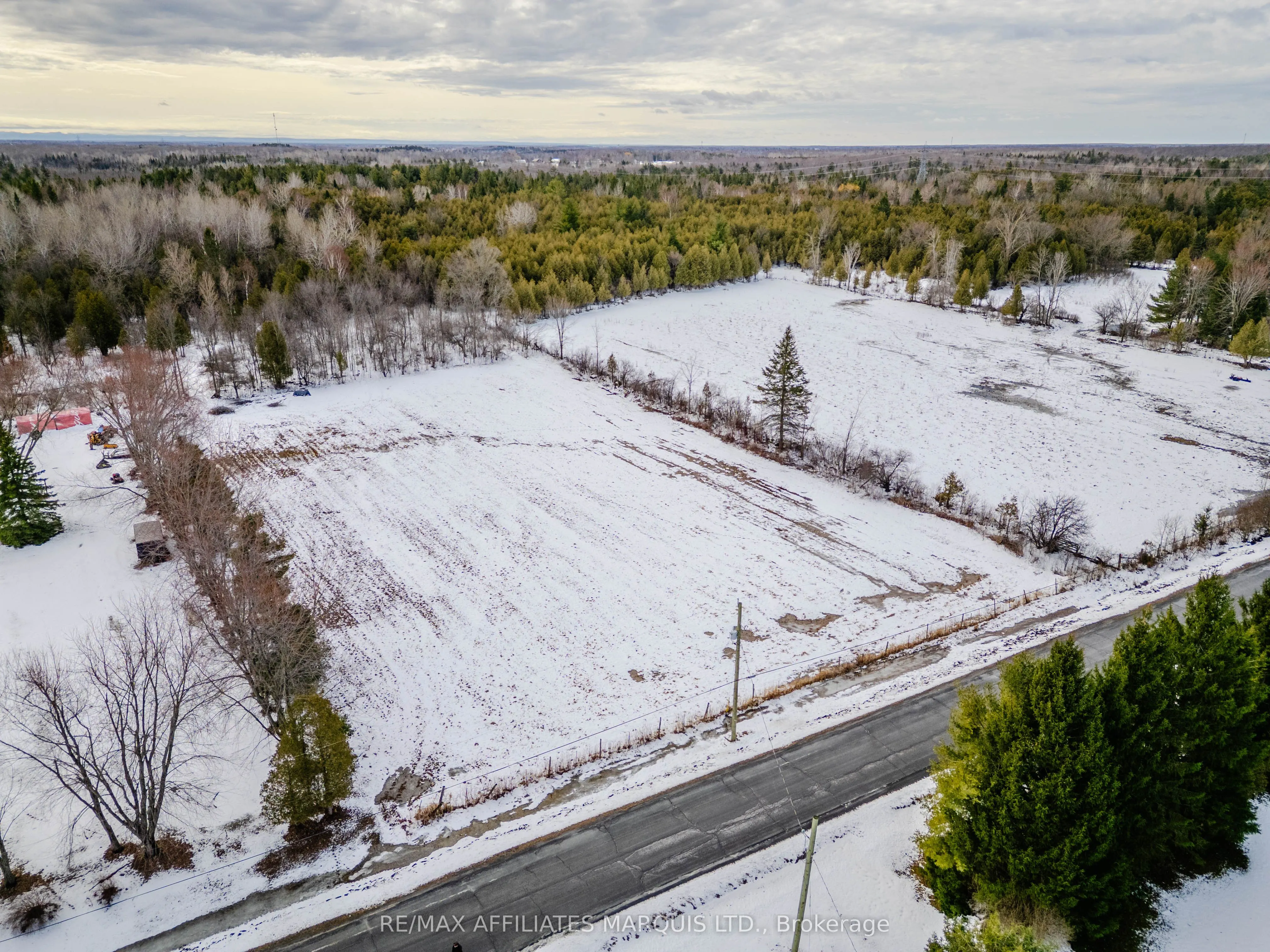 LOT Black River Road