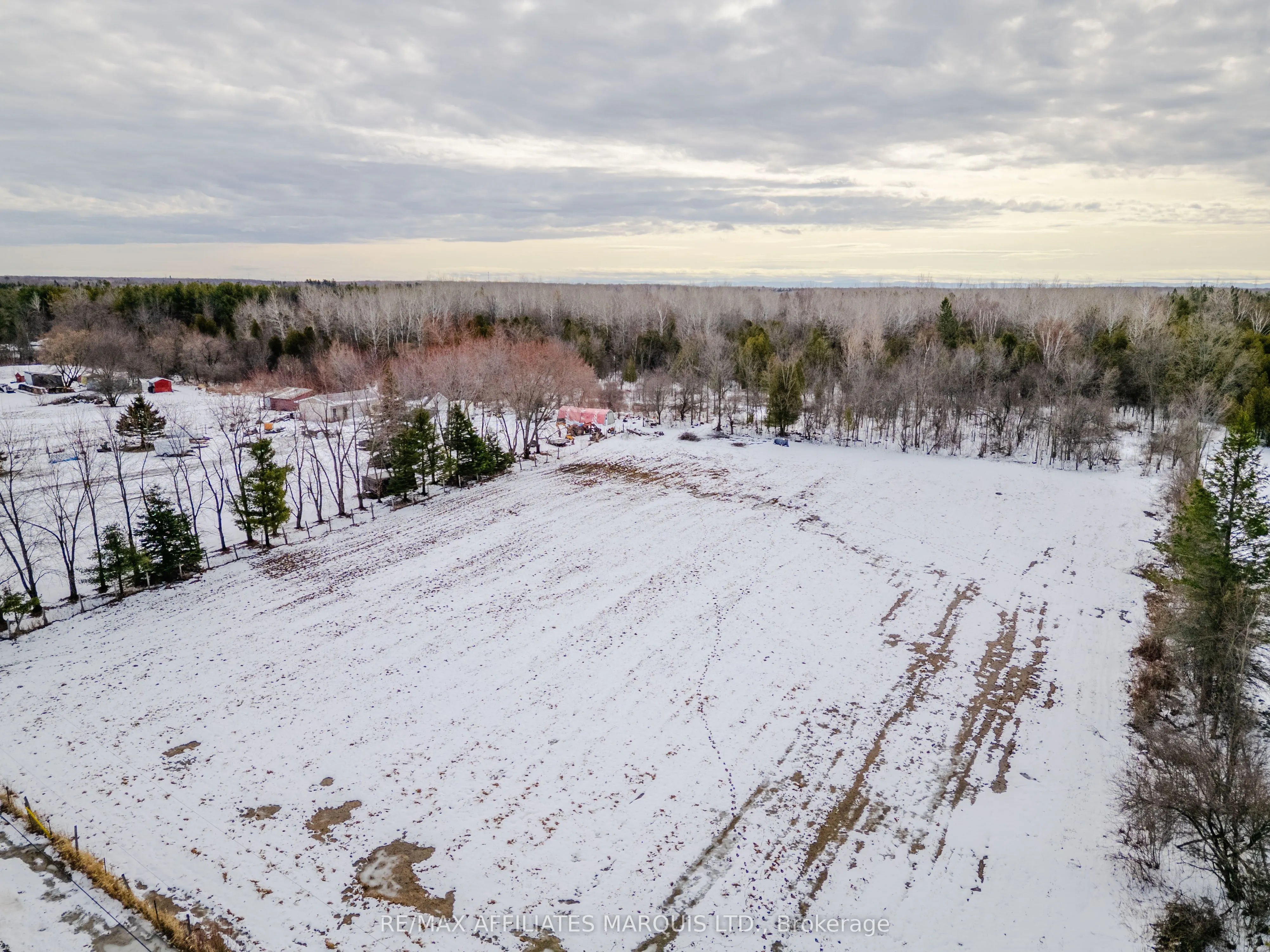 LOT Black River Road