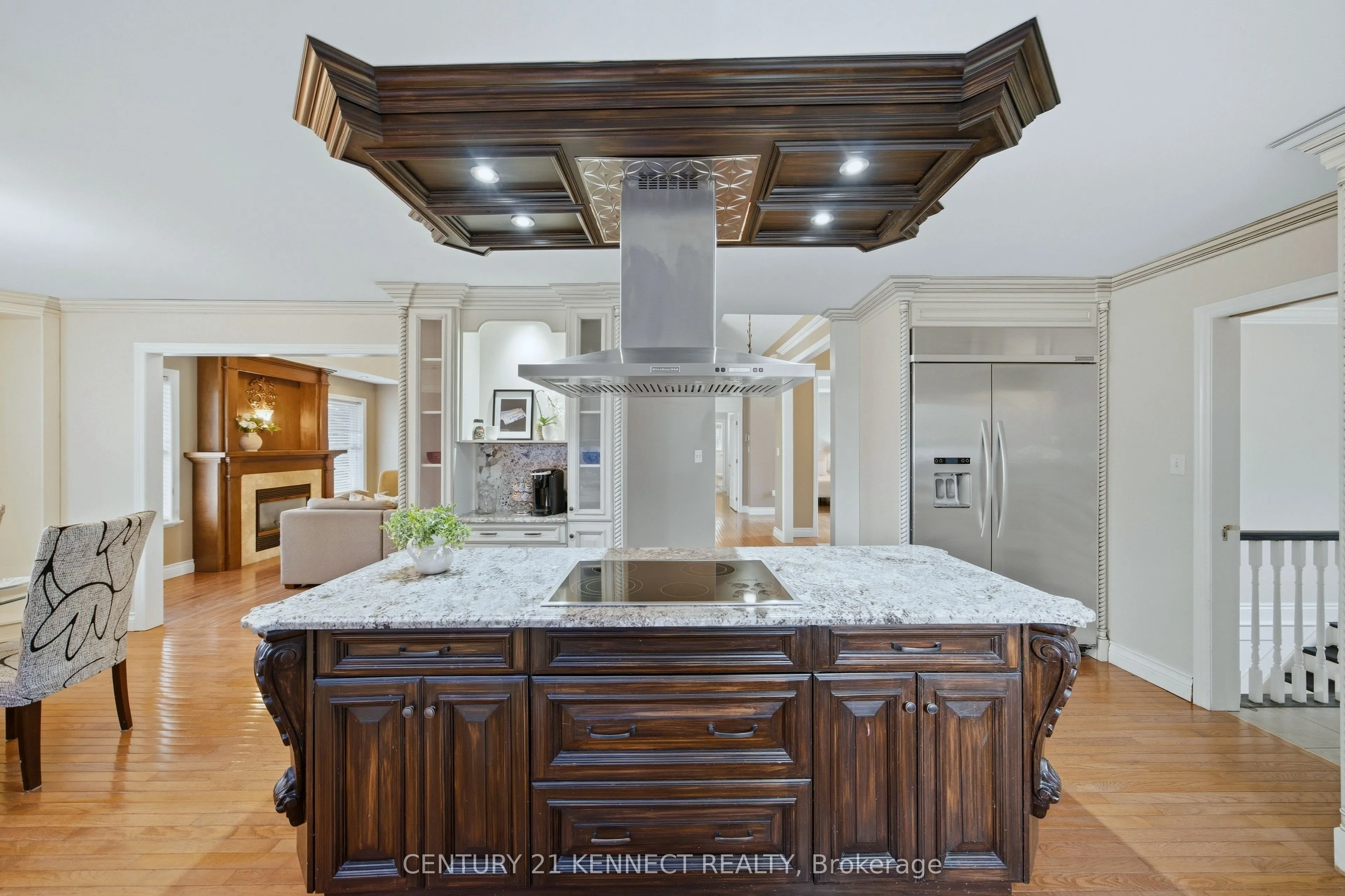 6 Laing Court