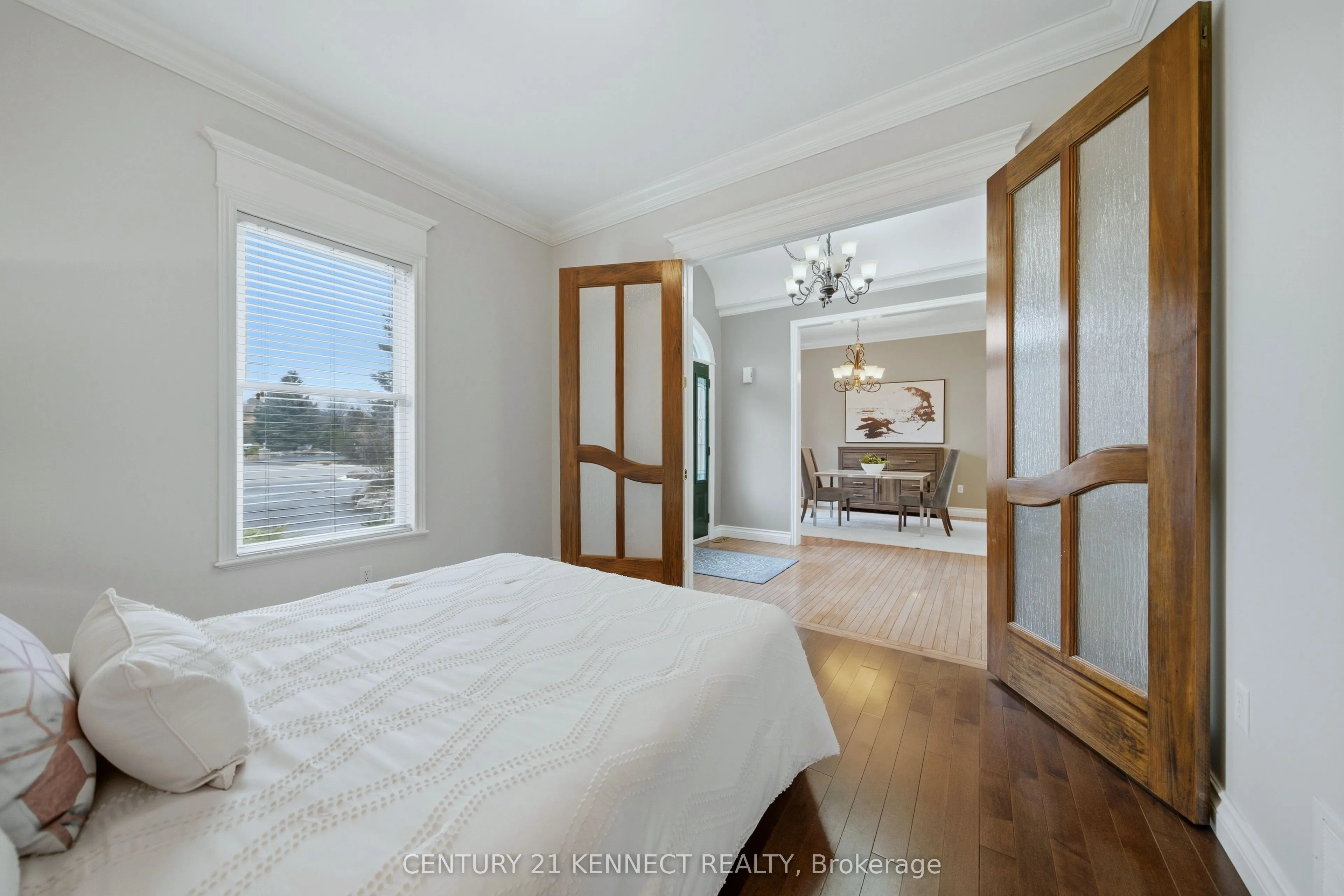 6 Laing Court