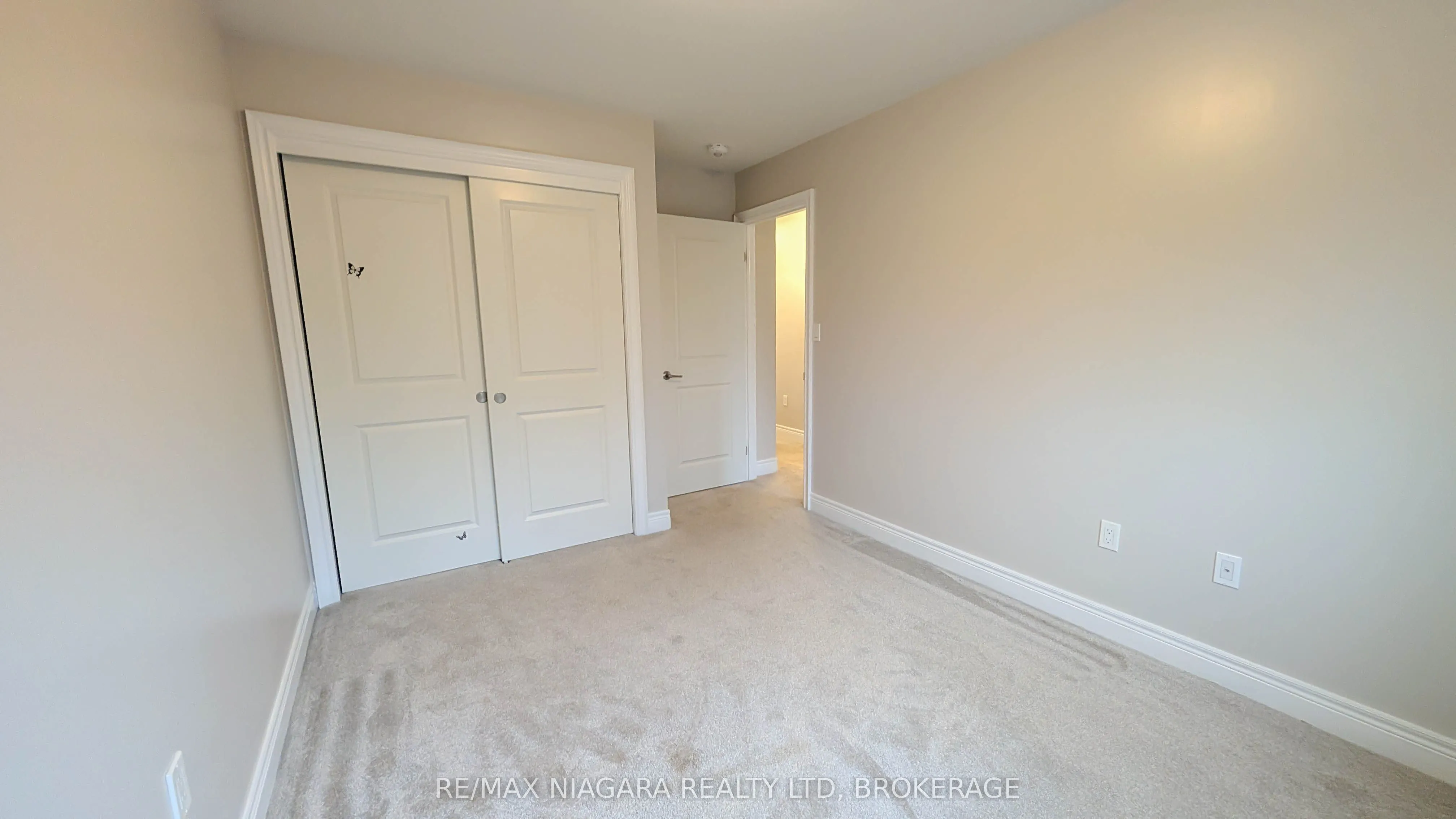 340 PROSPECT POINT Road N #18