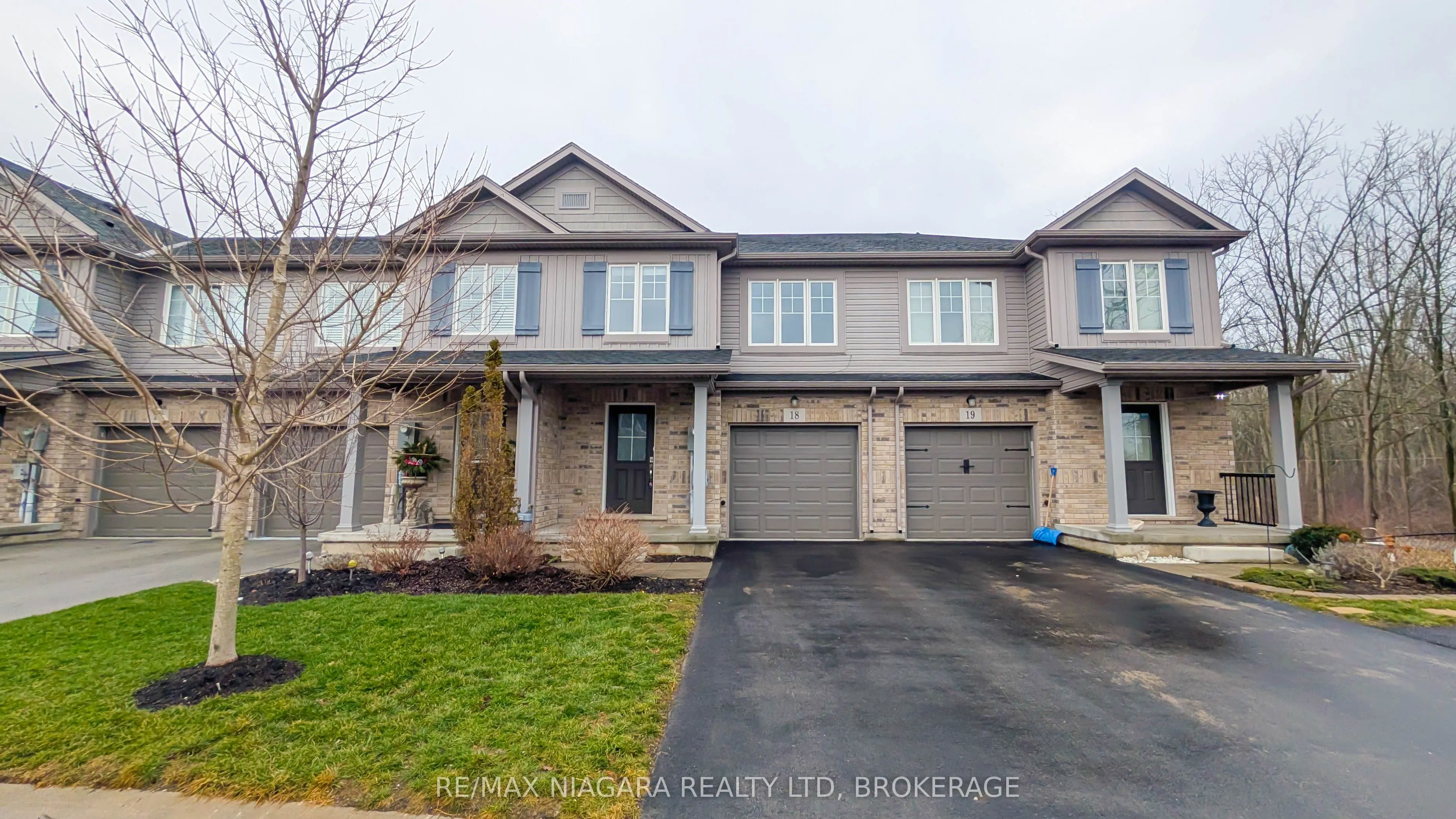 340 PROSPECT POINT Road N #18