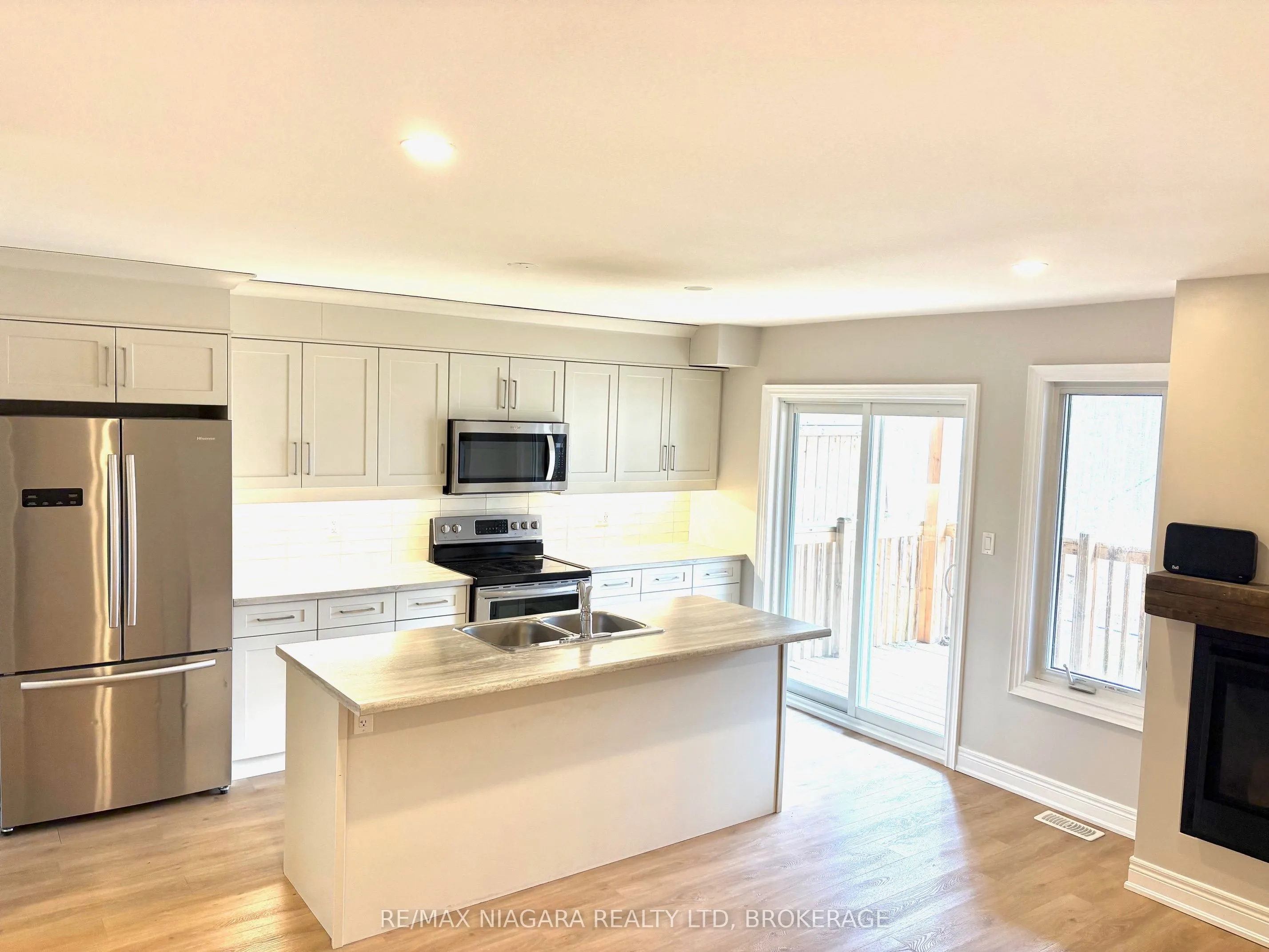 340 PROSPECT POINT Road N #18