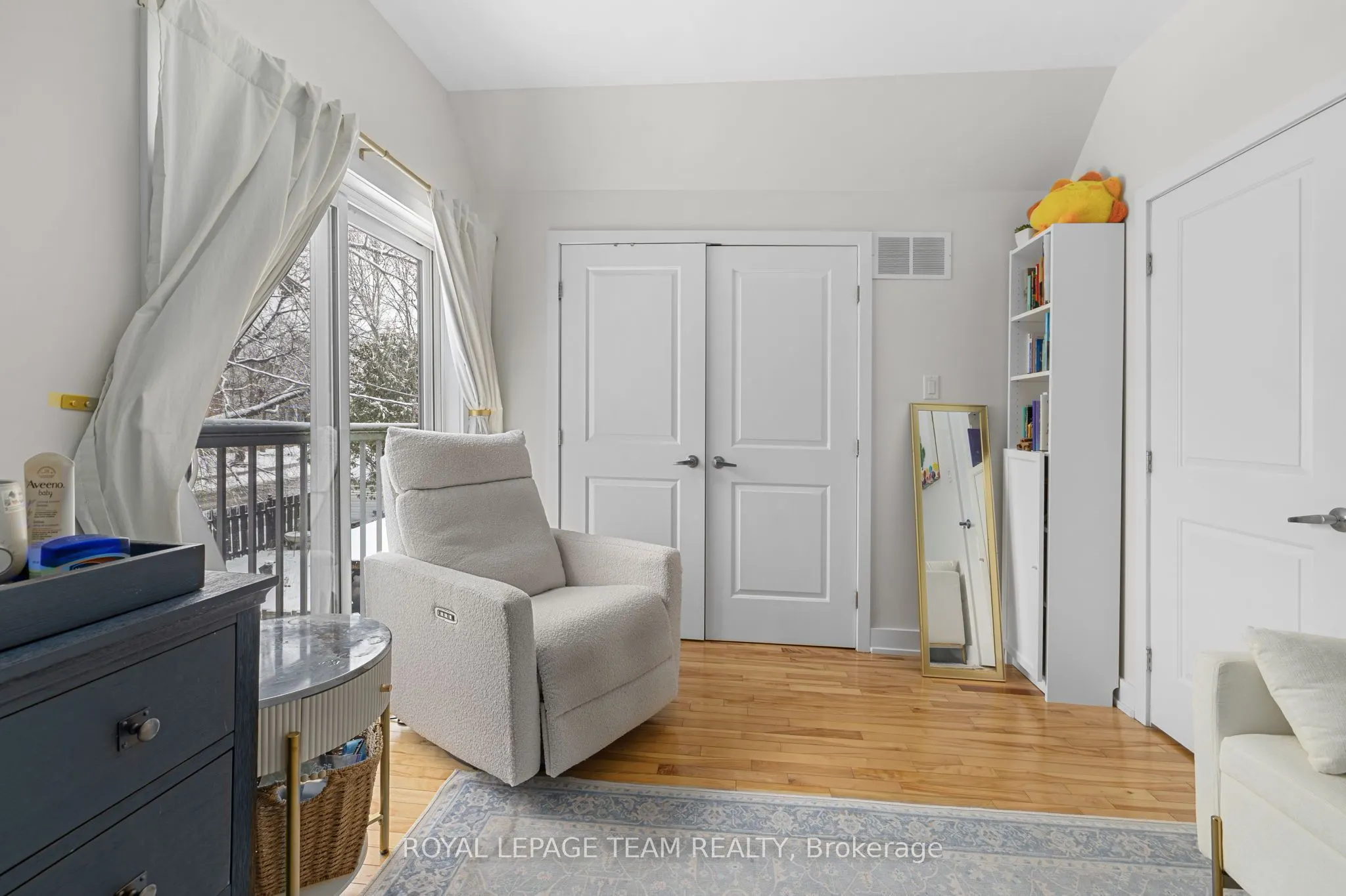 433 Dawson Avenue