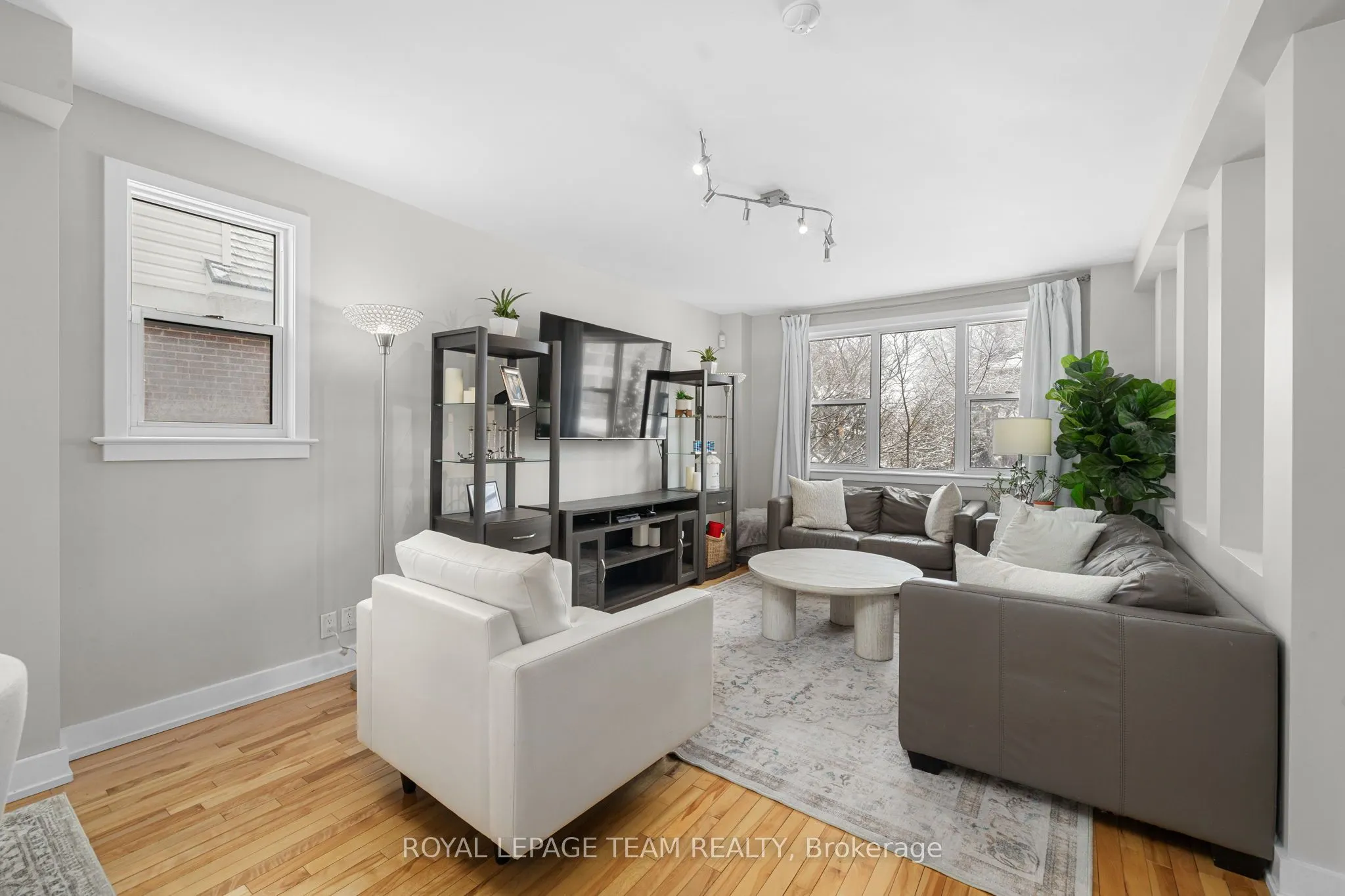 433 Dawson Avenue