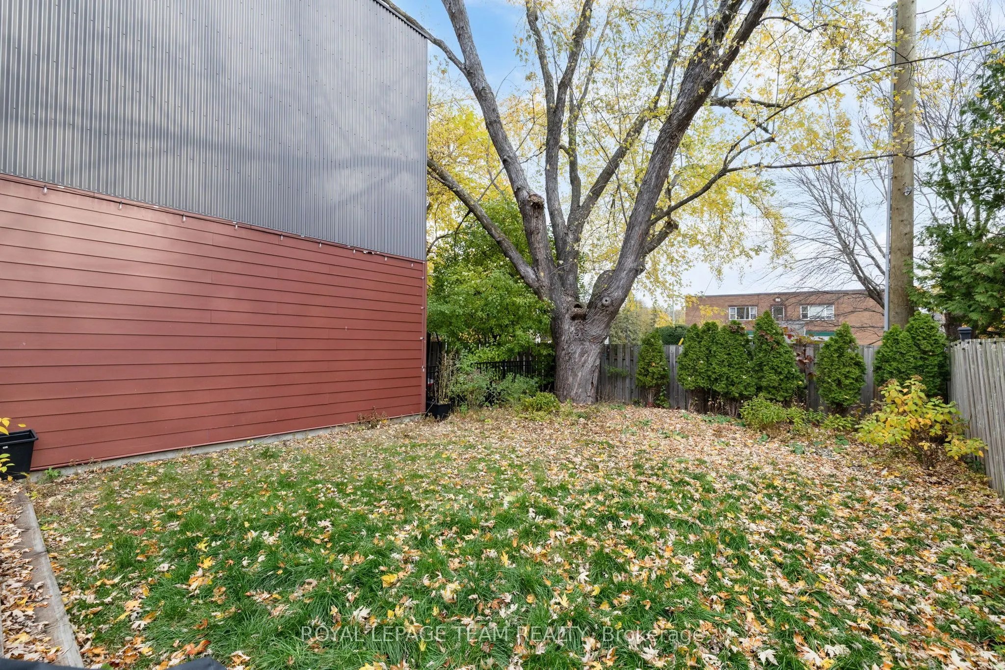 433 Dawson Avenue