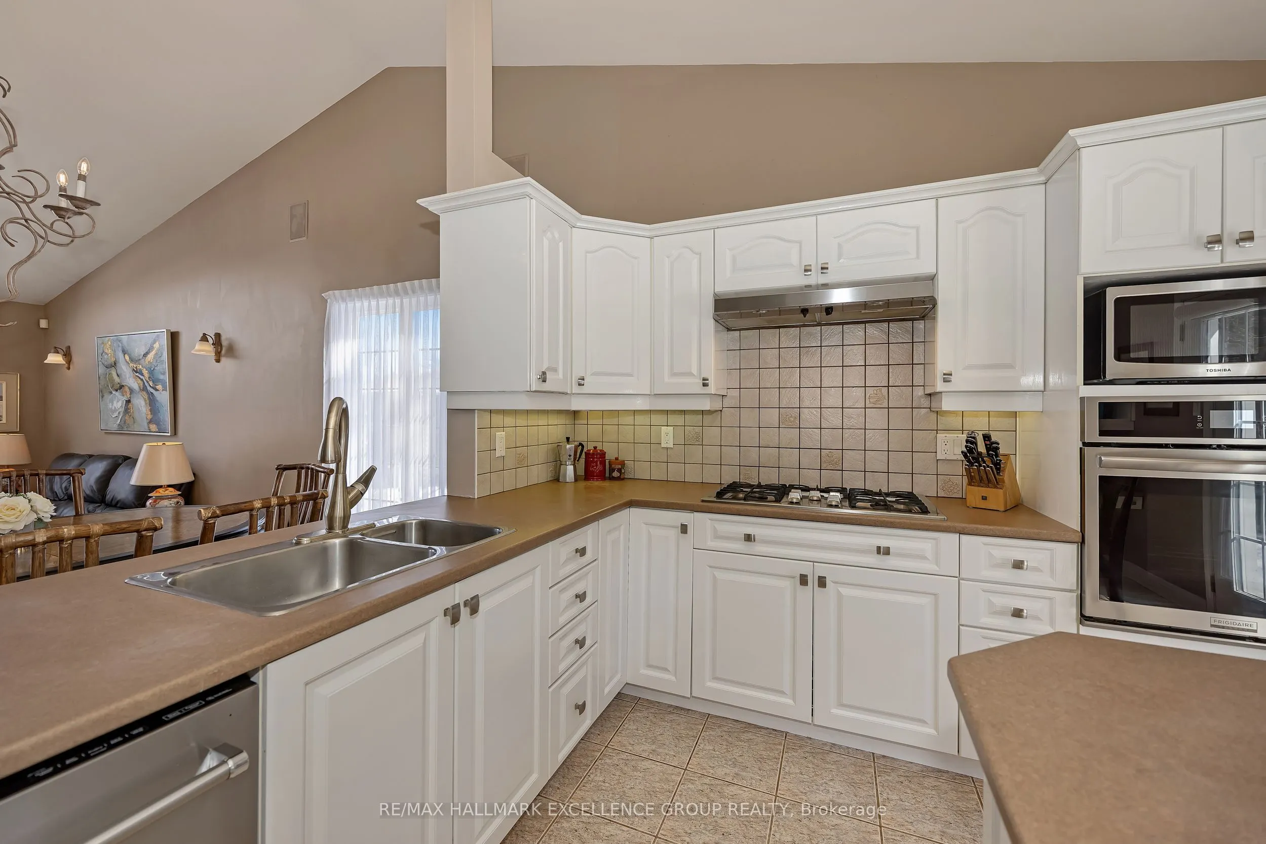 480 Du Ruisseau Street