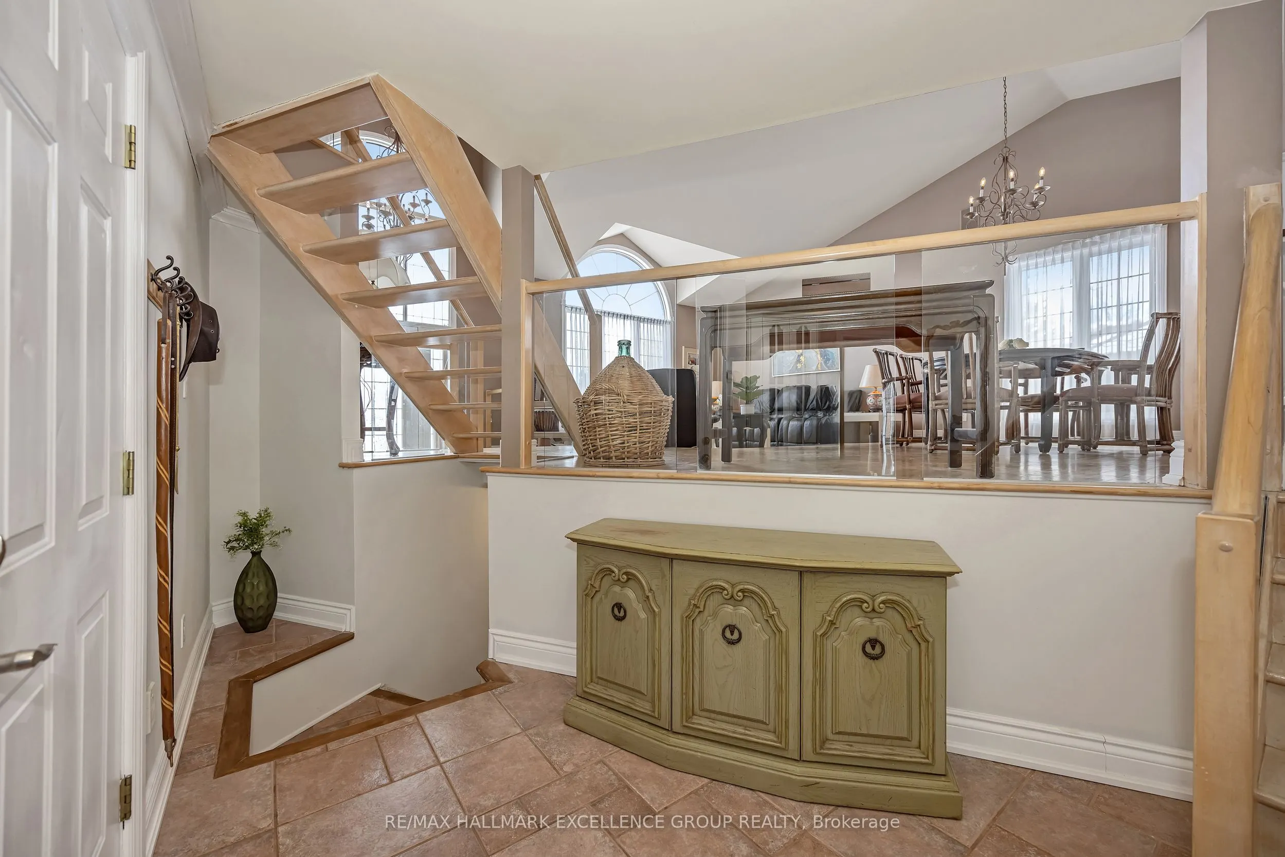 480 Du Ruisseau Street