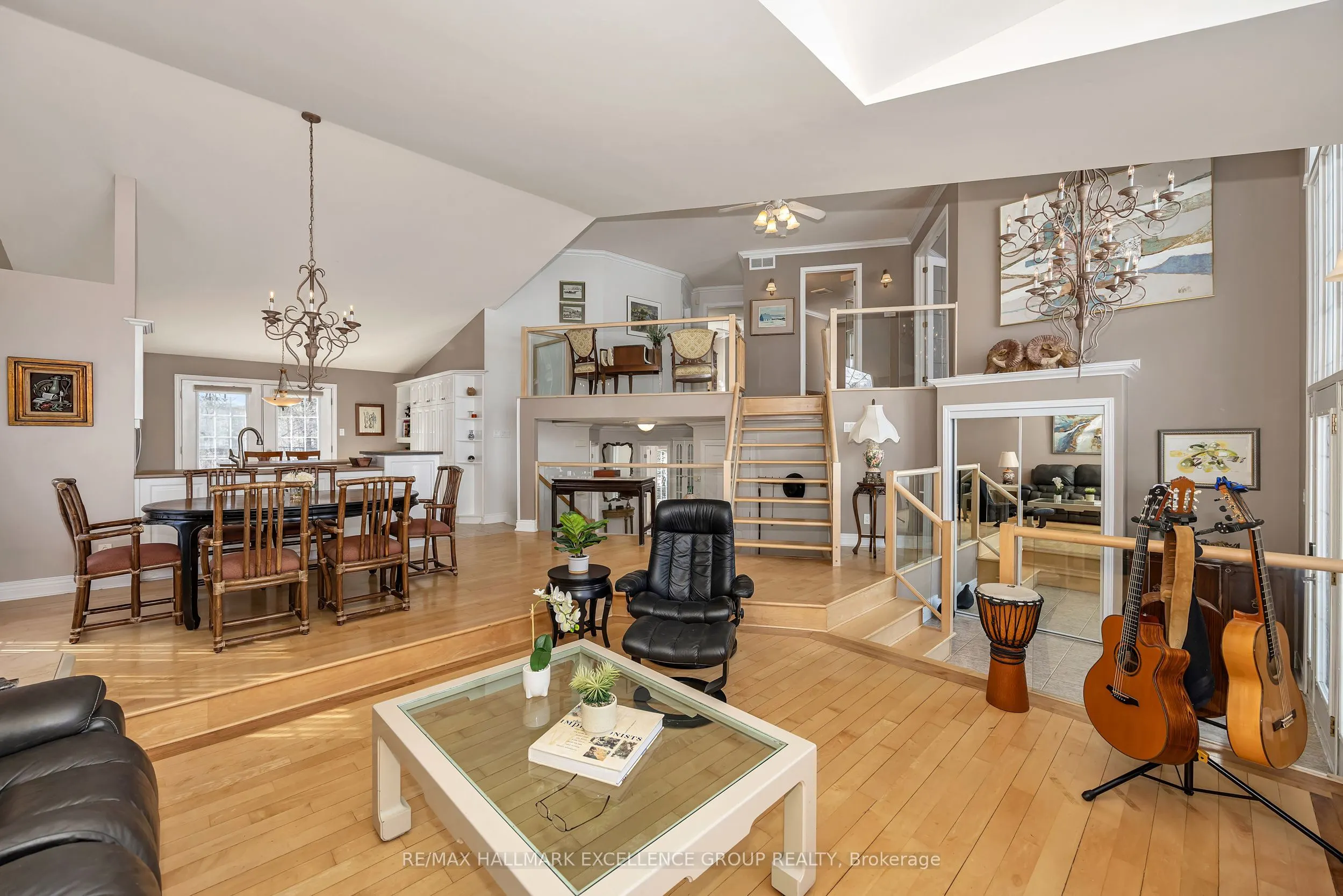 480 Du Ruisseau Street