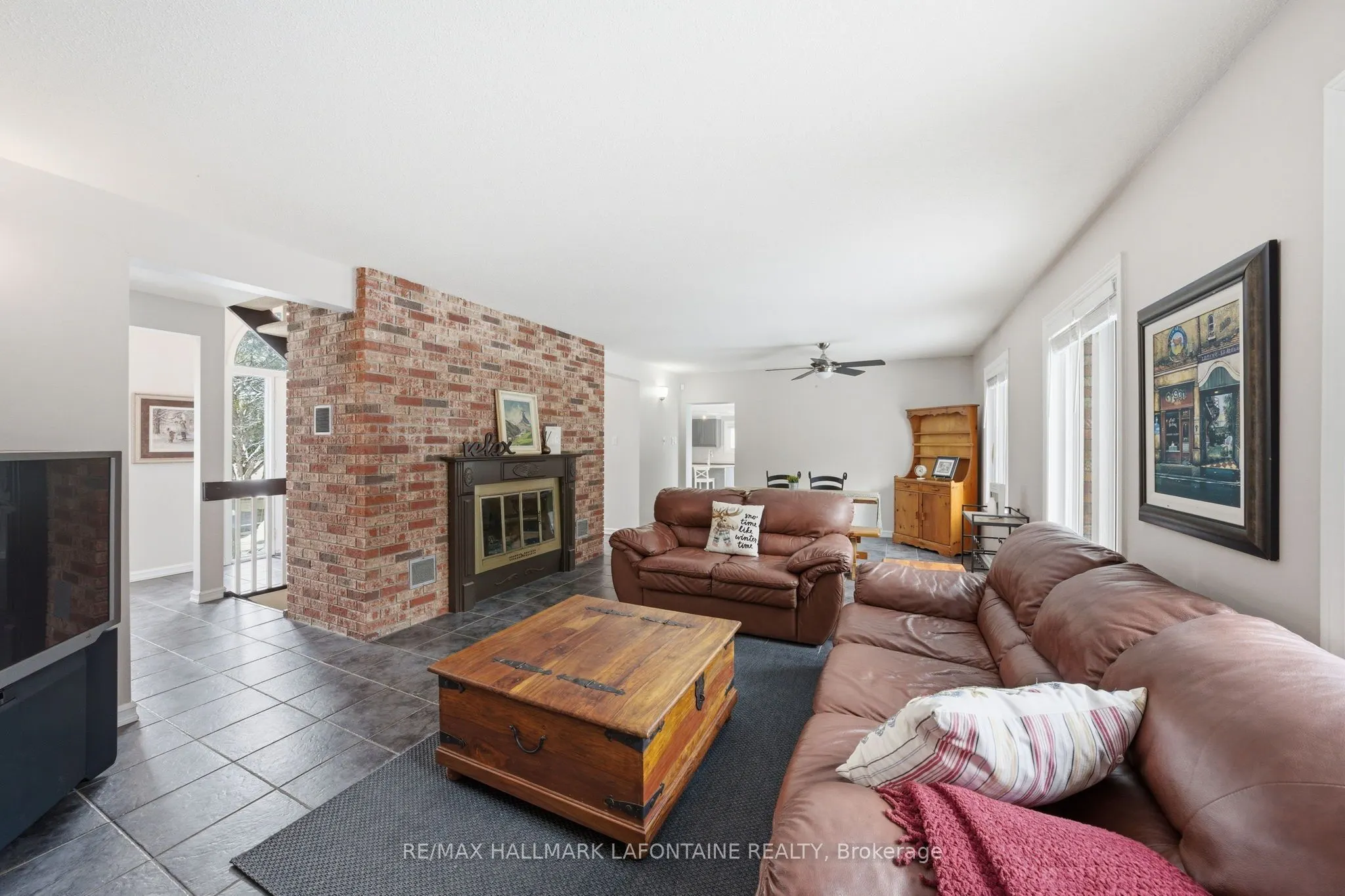1460 Kinsella Drive