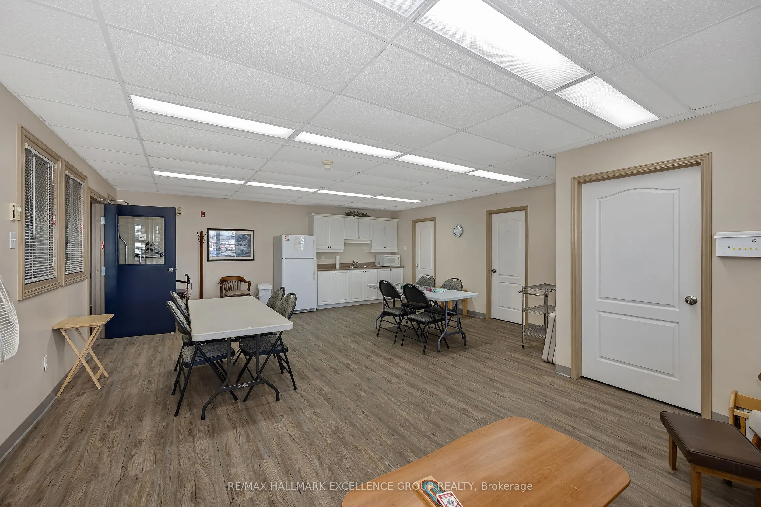 2921 Laurier Street #406