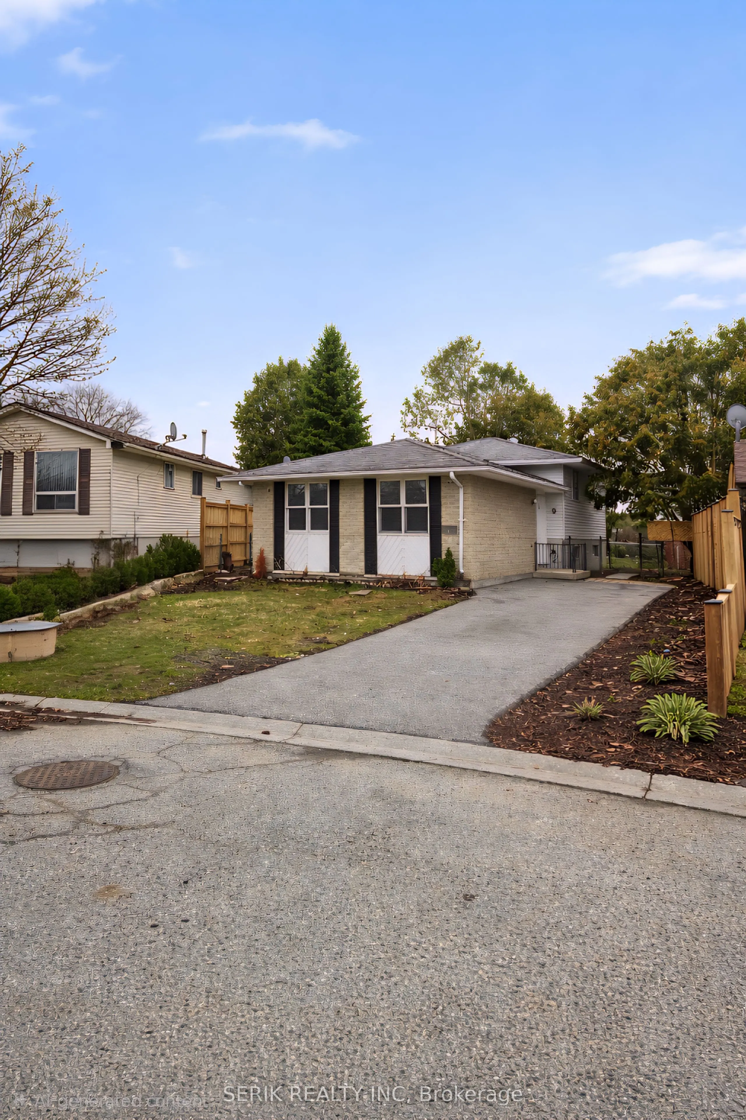 9 Camelot Crescent