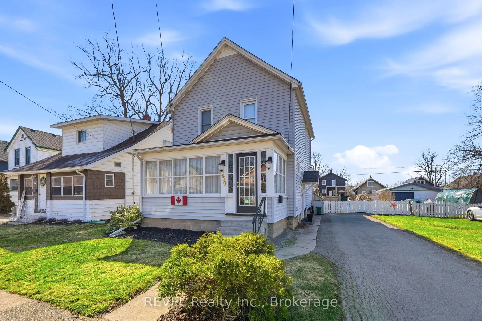 259 Dufferin Street