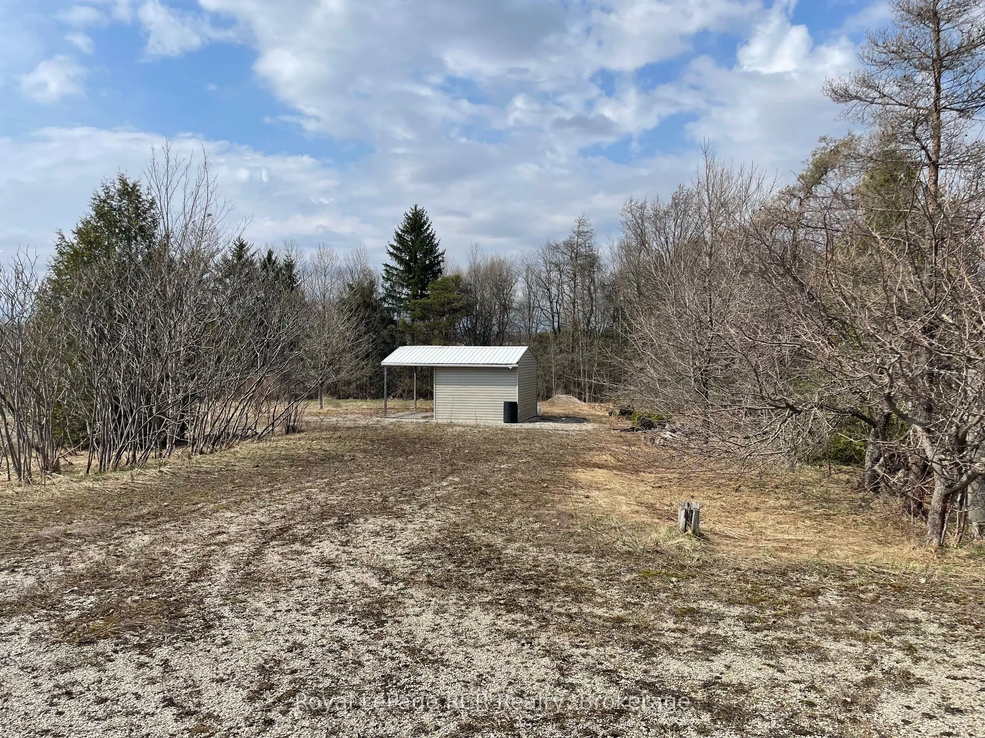 072988 Southgate Sideroad 7
