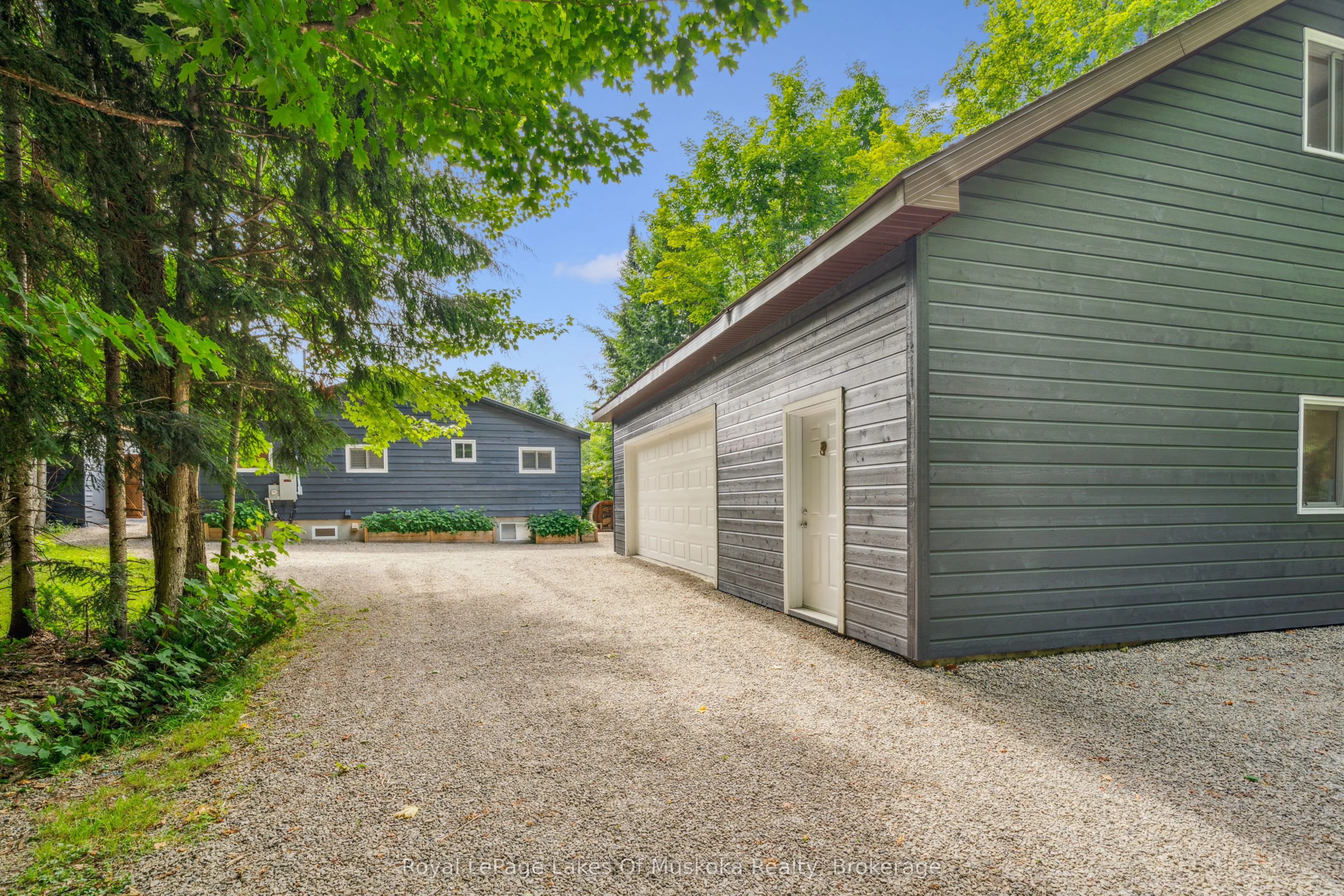 1315 Wolf Circle
