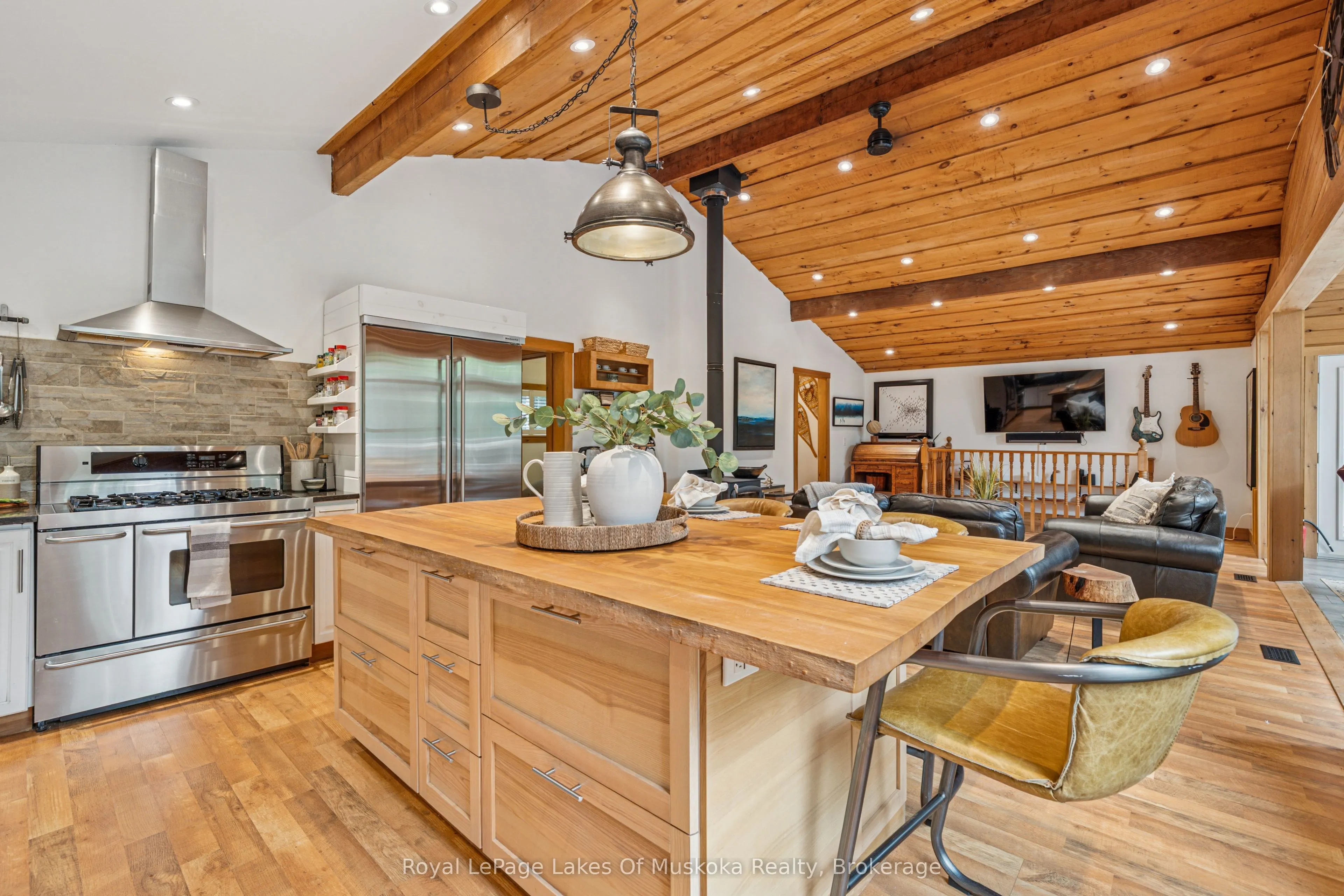1315 Wolf Circle