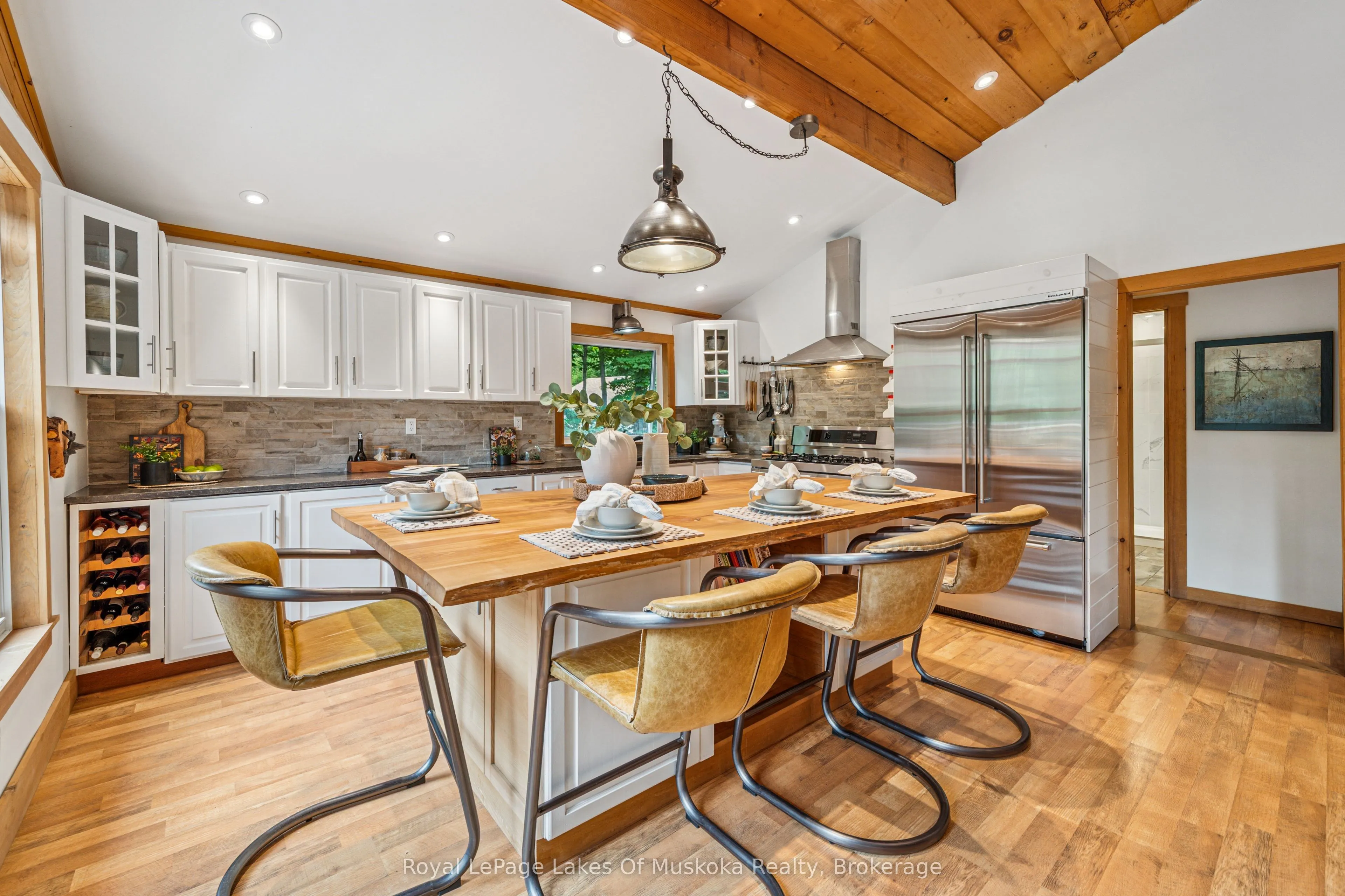 1315 Wolf Circle