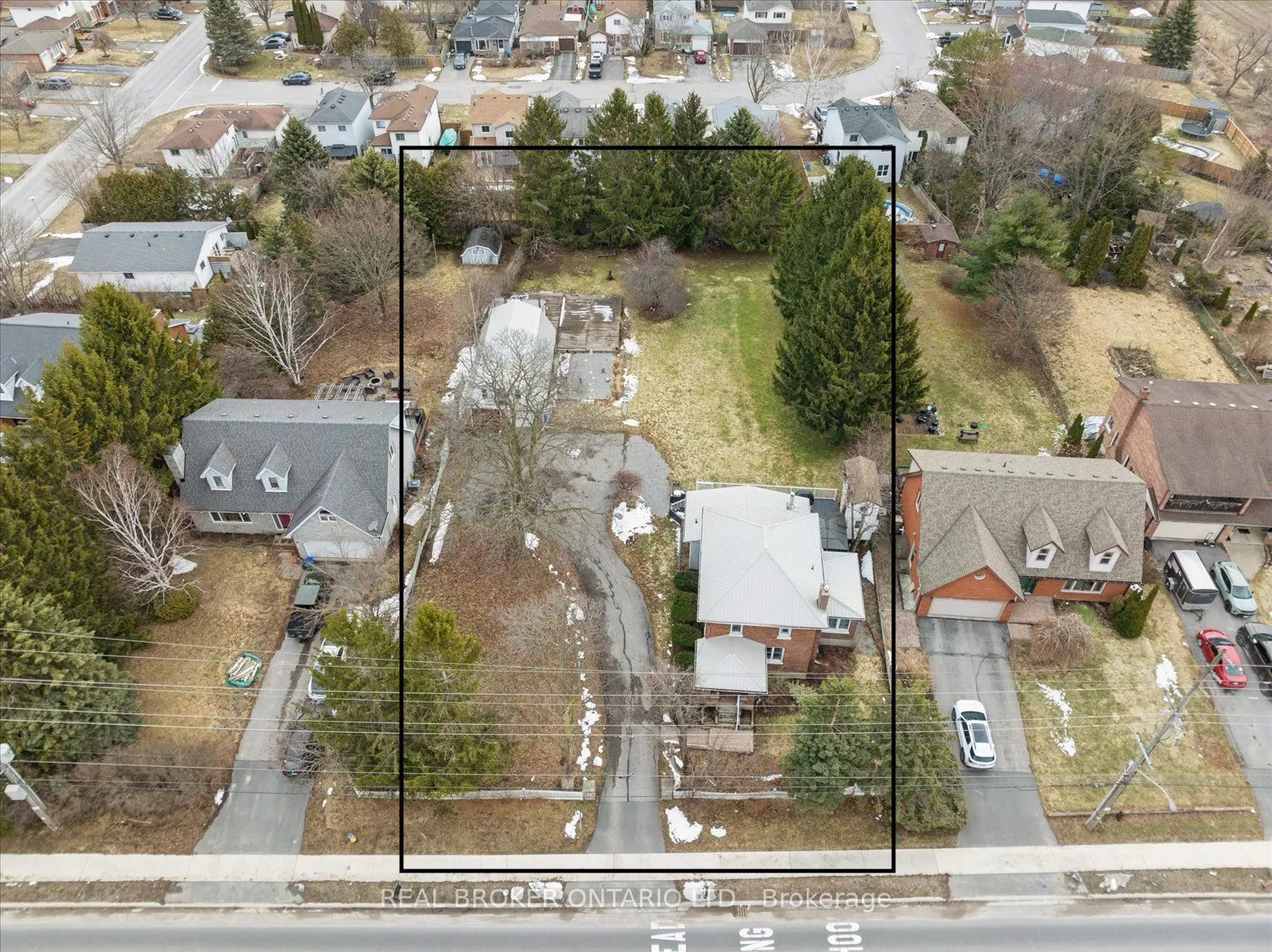 89 Rose Glen Road N