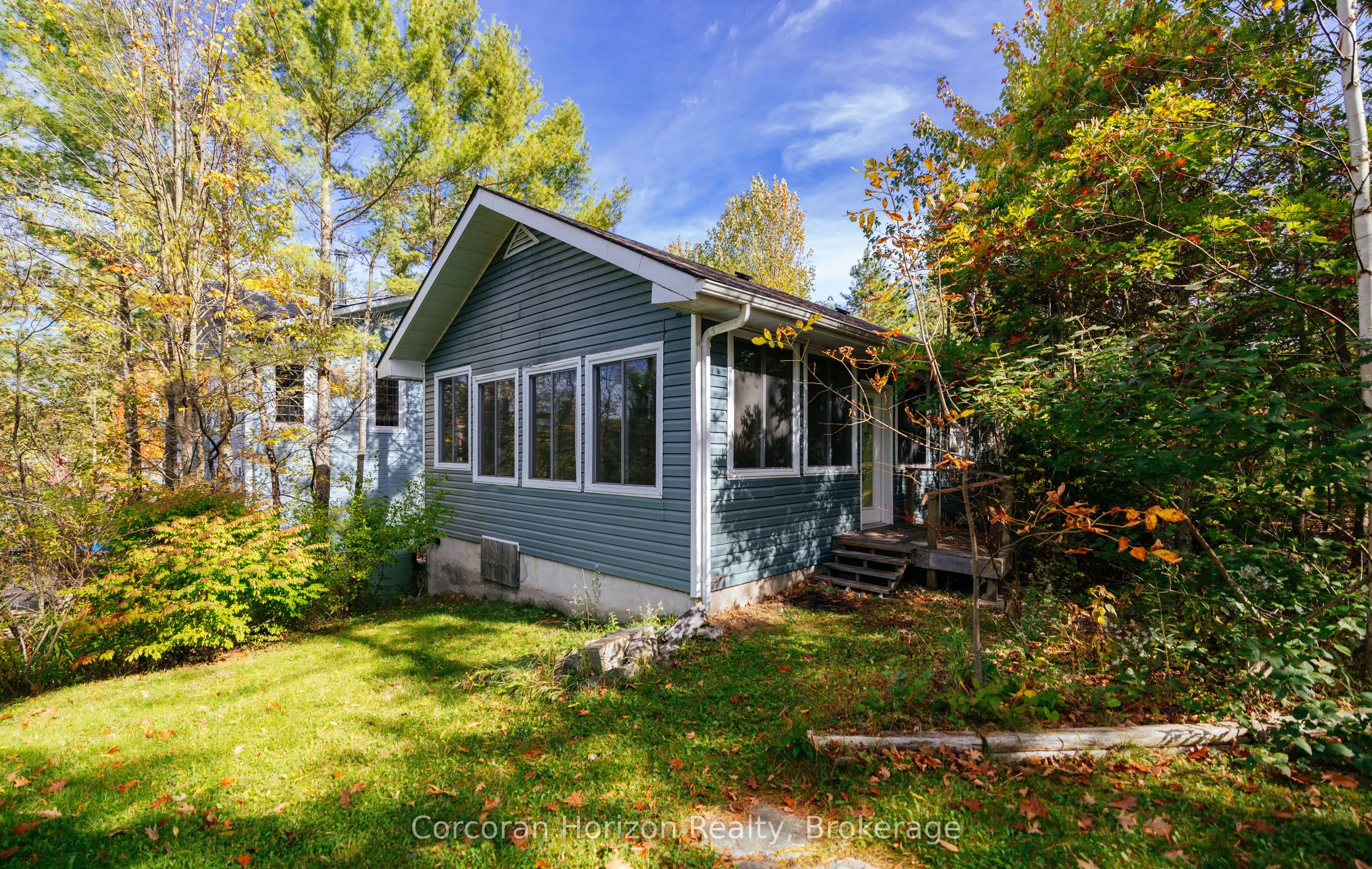 566 Hungry Bay Road W