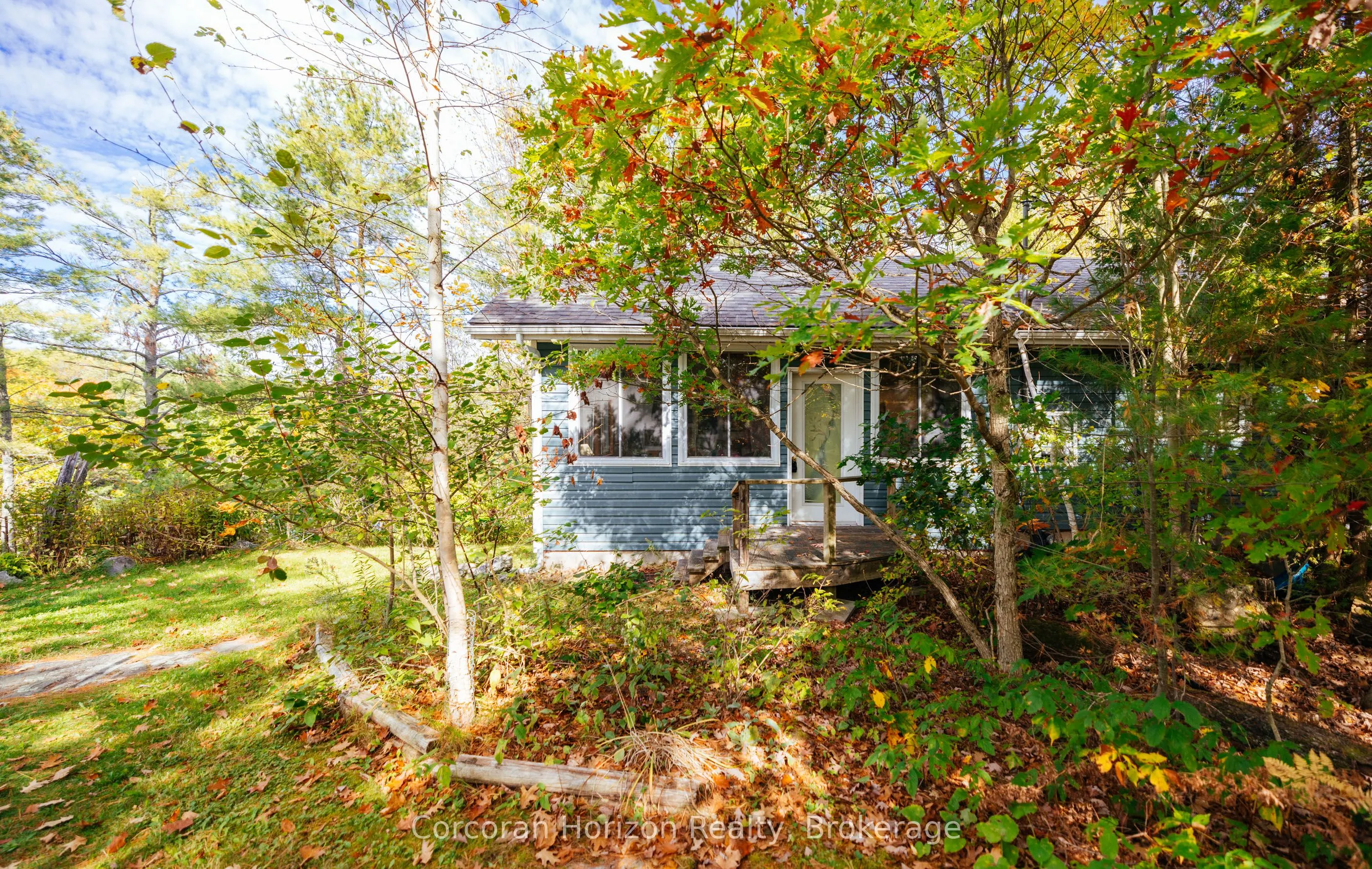 566 Hungry Bay Road W