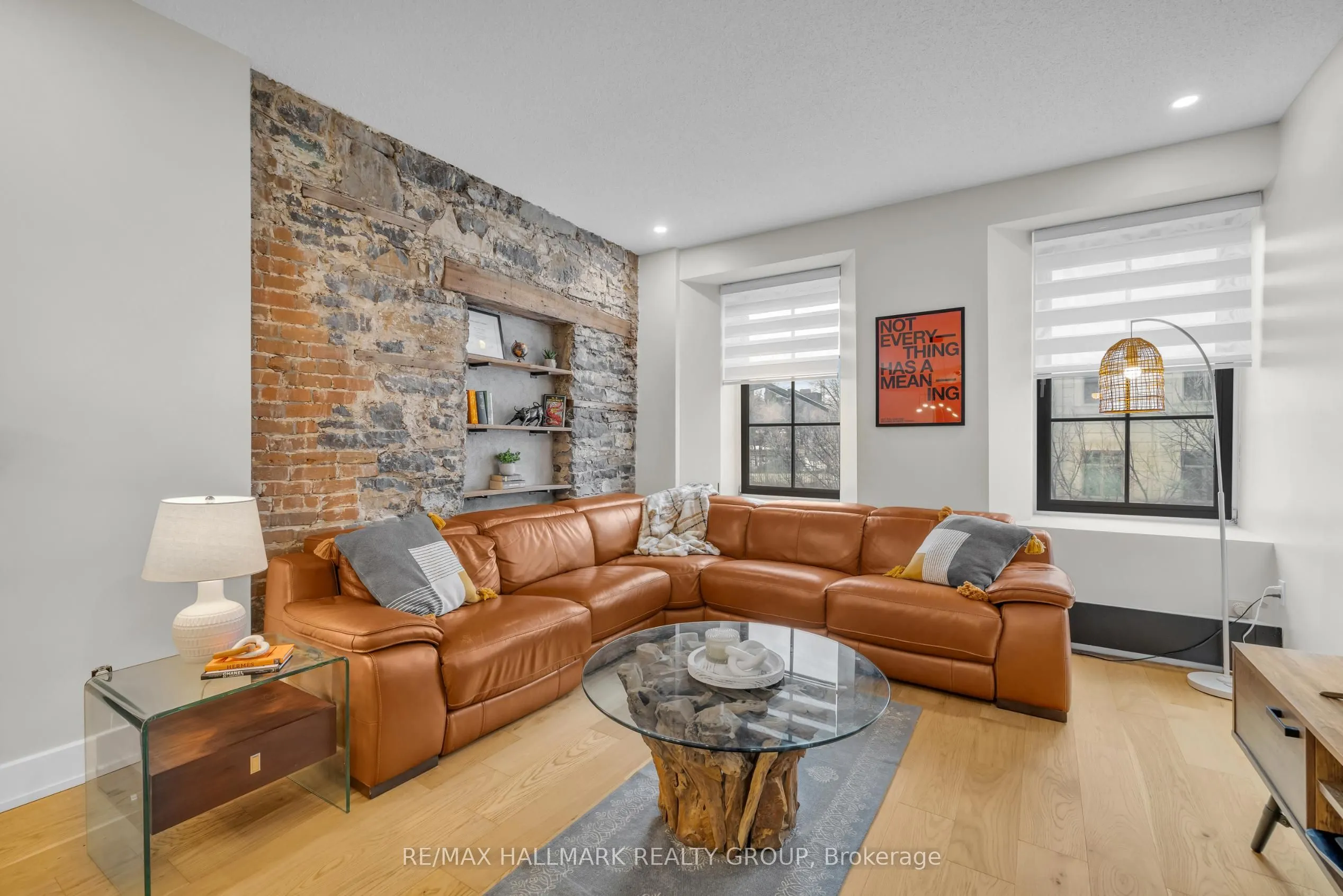 489 Sussex Drive #4
