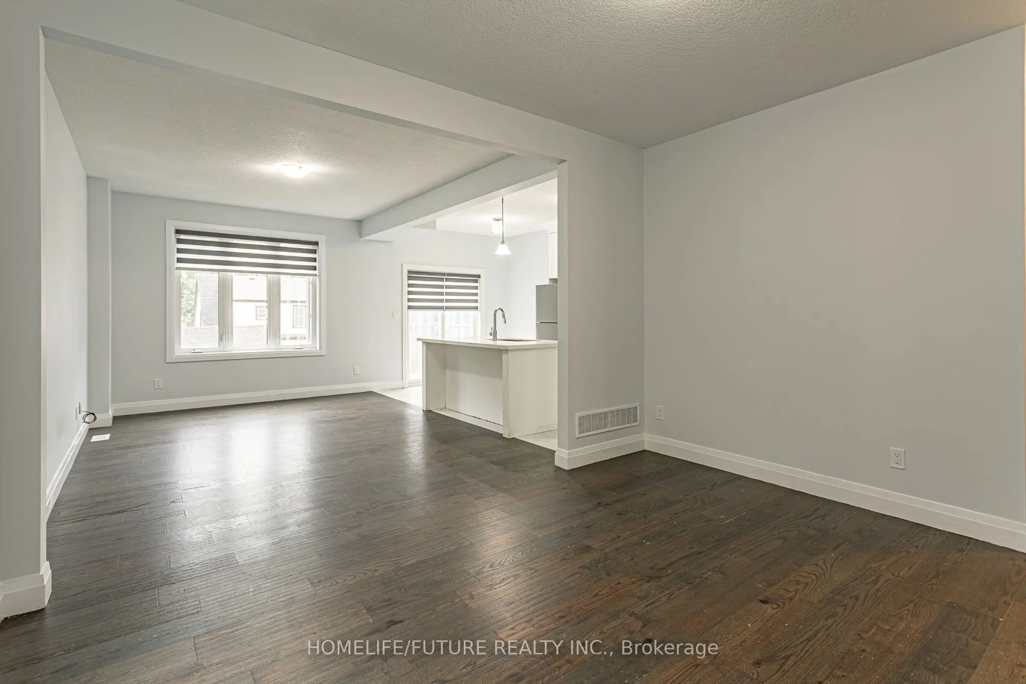 124 King Street E