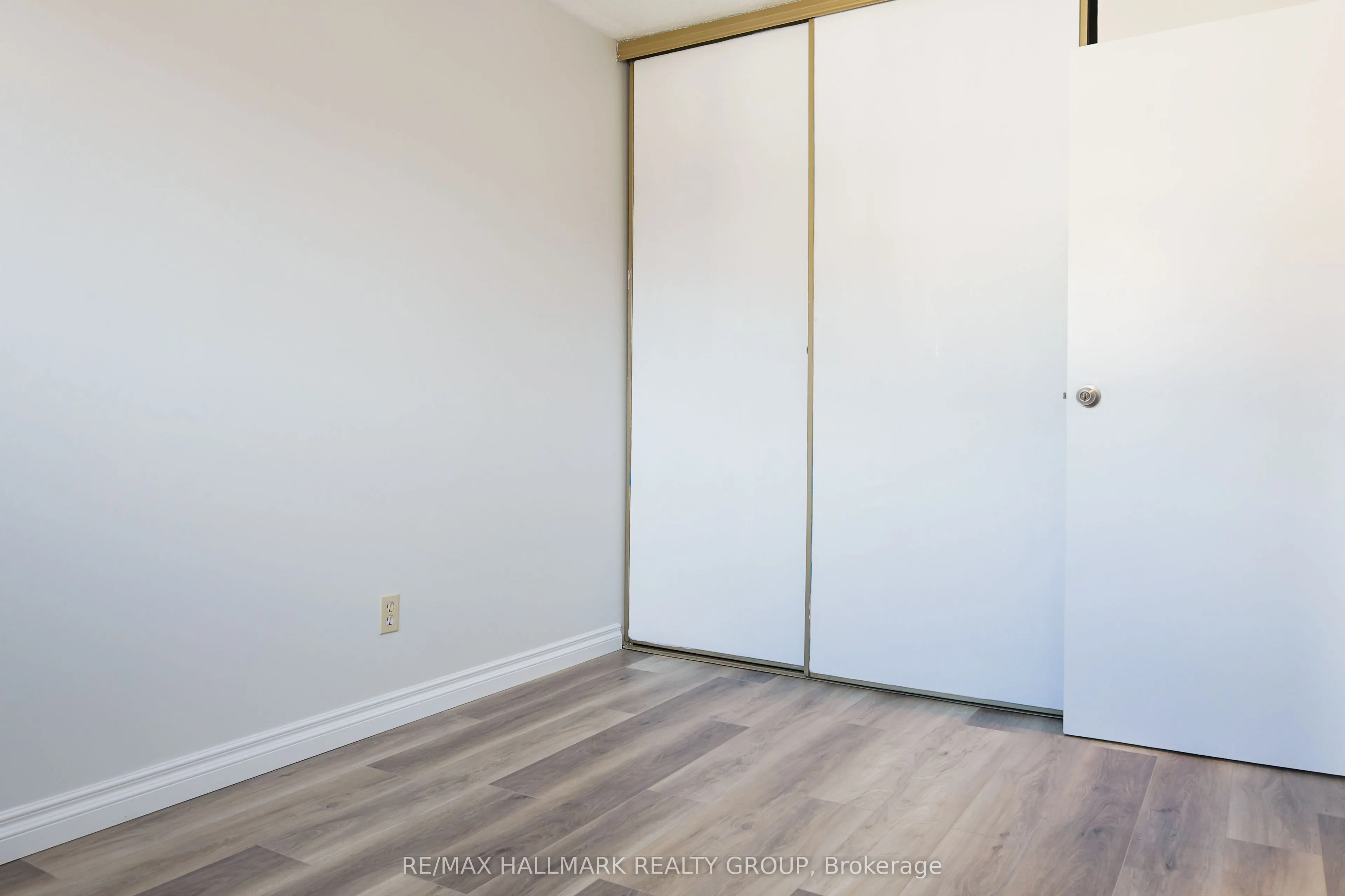 2624 Pimlico Crescent #122