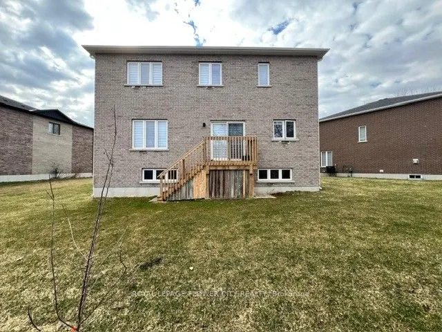 31 Tulip Crescent