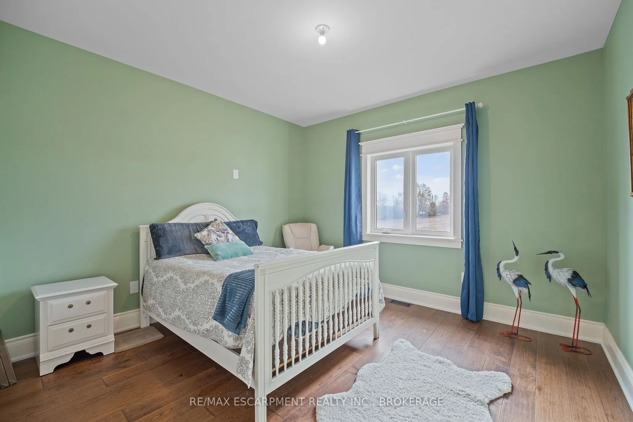 3809 Netherby Road