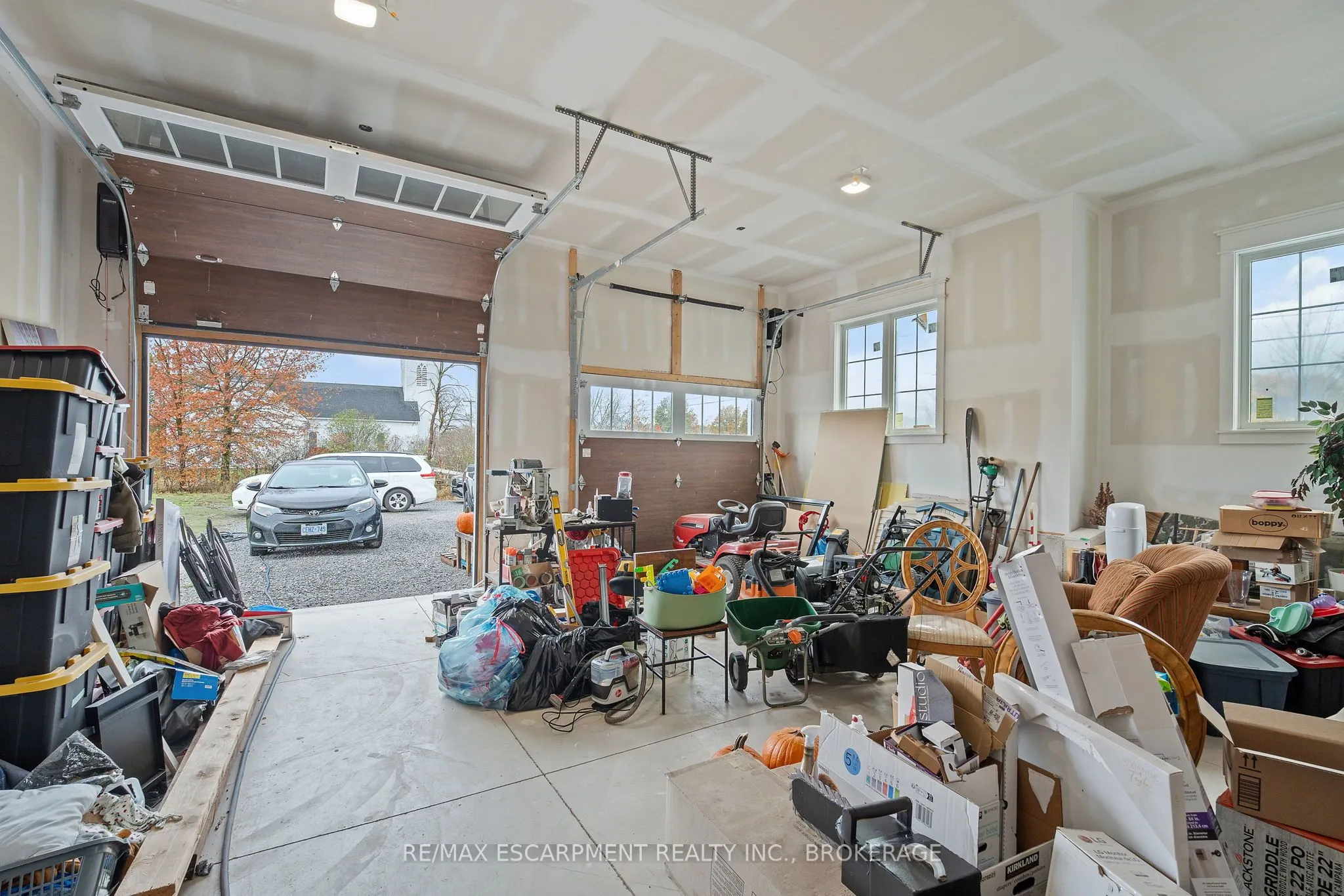 3809 Netherby Road