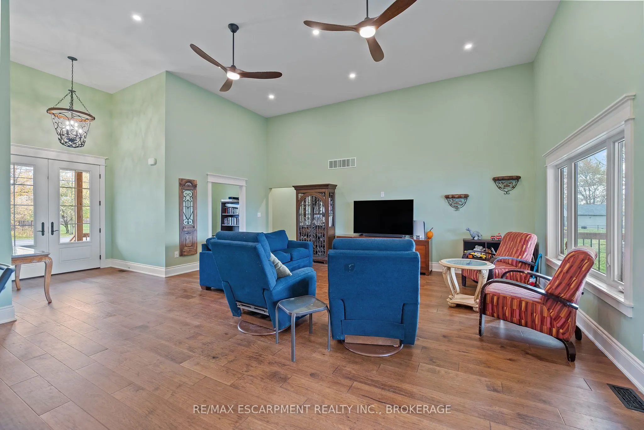 3809 Netherby Road