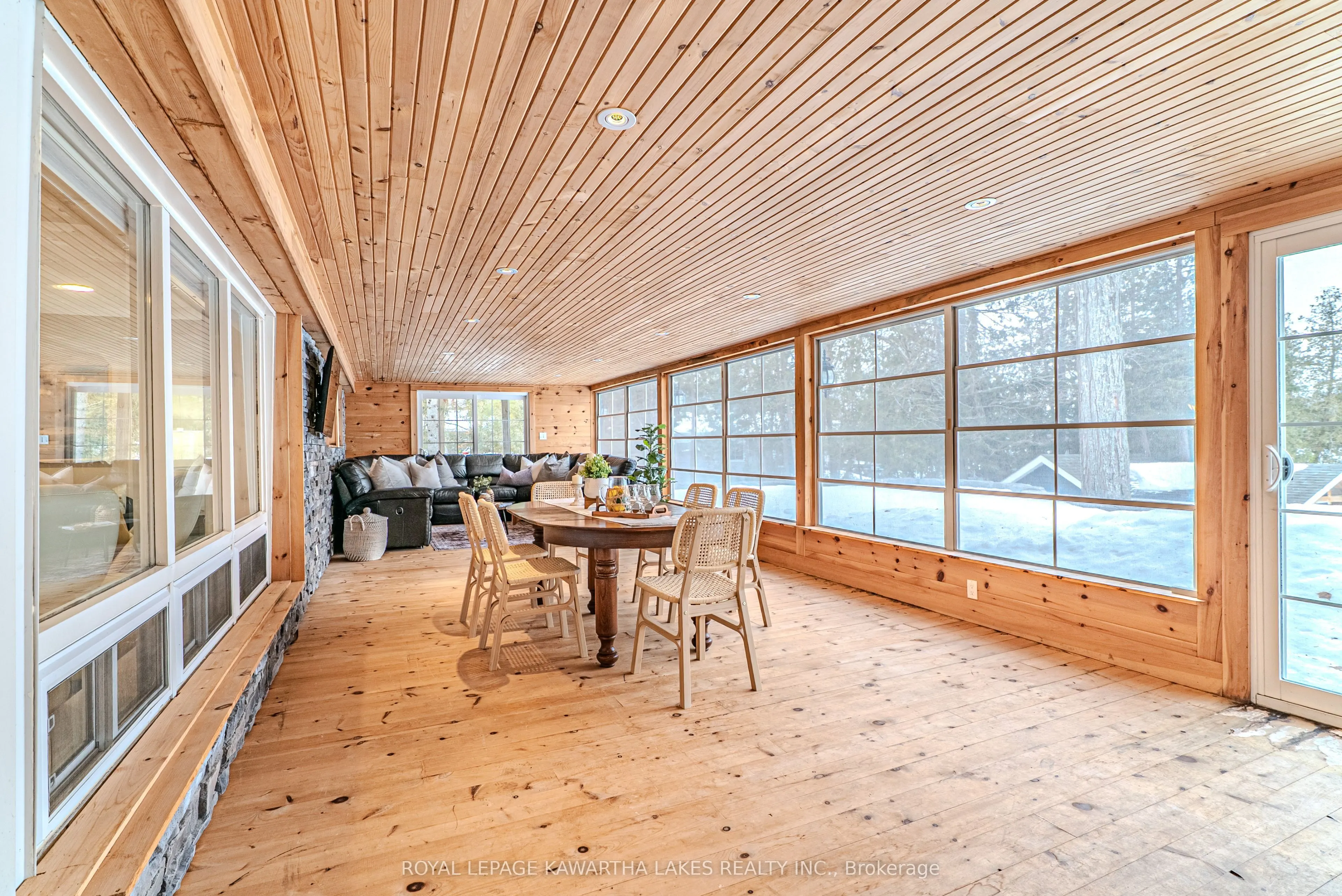 147 Lightning Point Road