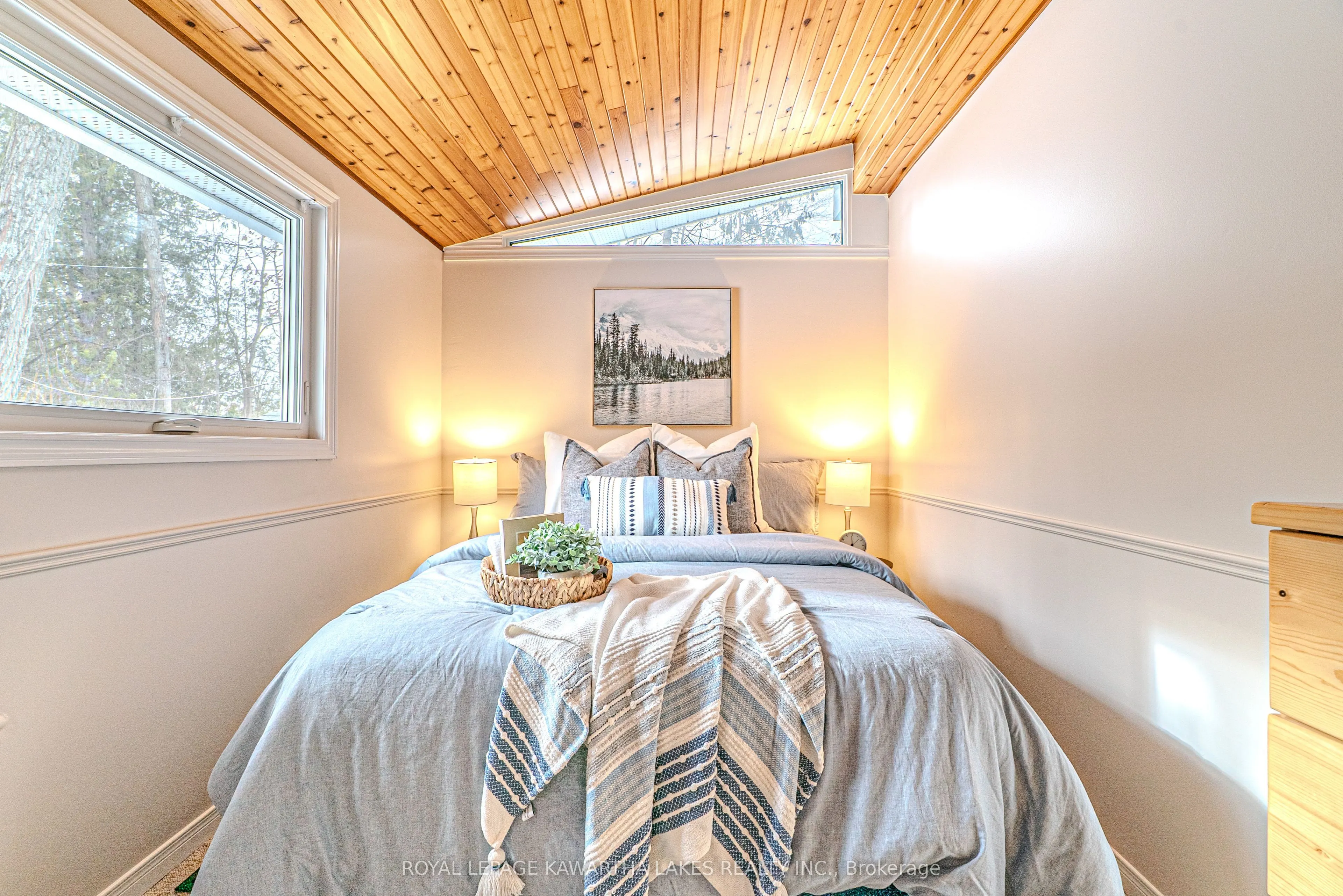 147 Lightning Point Road