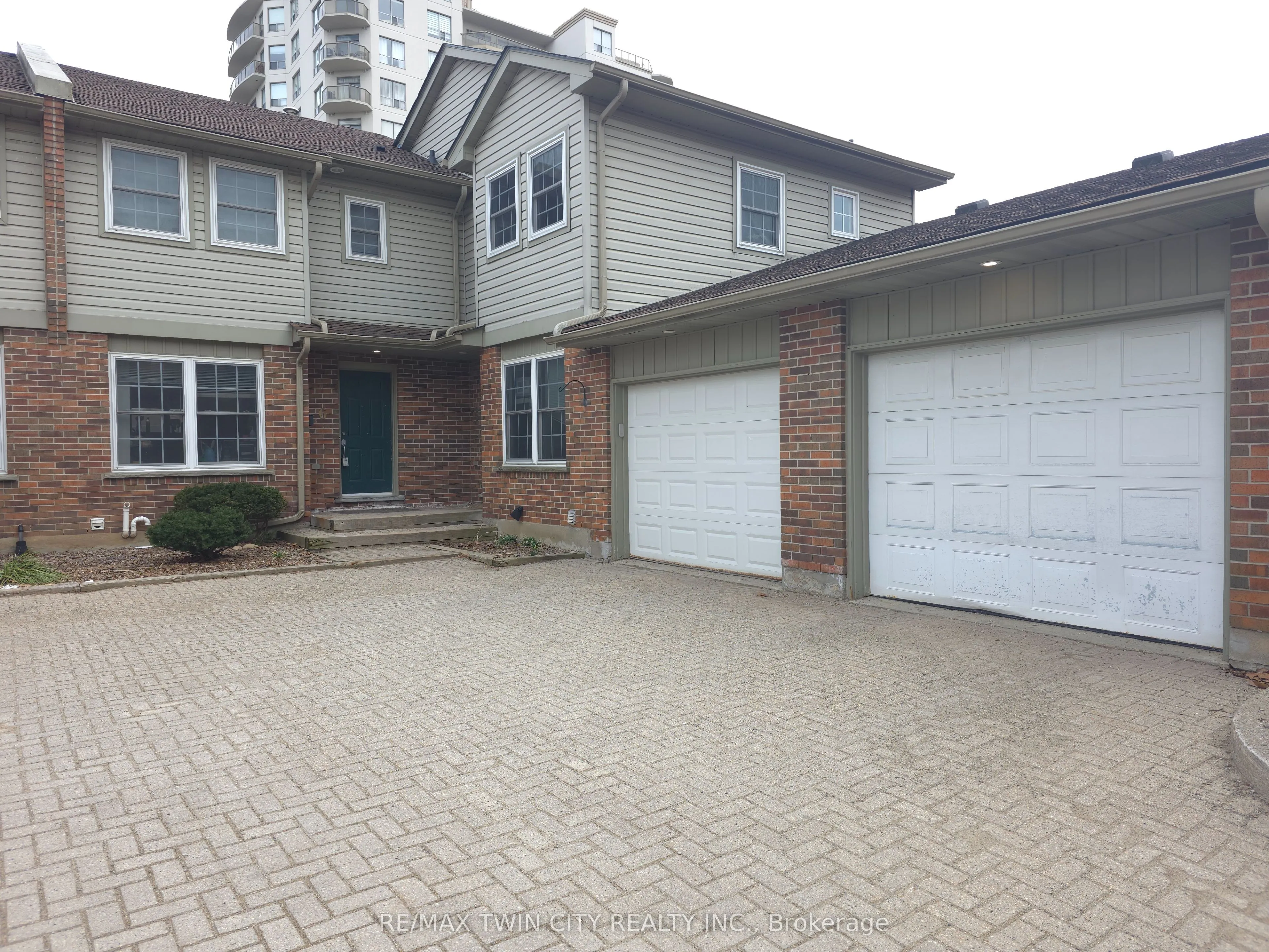 250 Keats Way #6