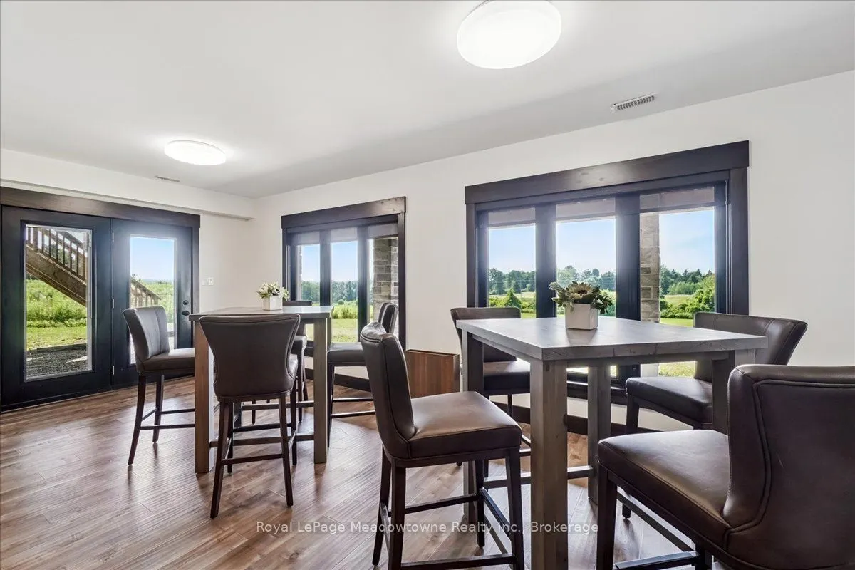 8837 Wellington Road 124