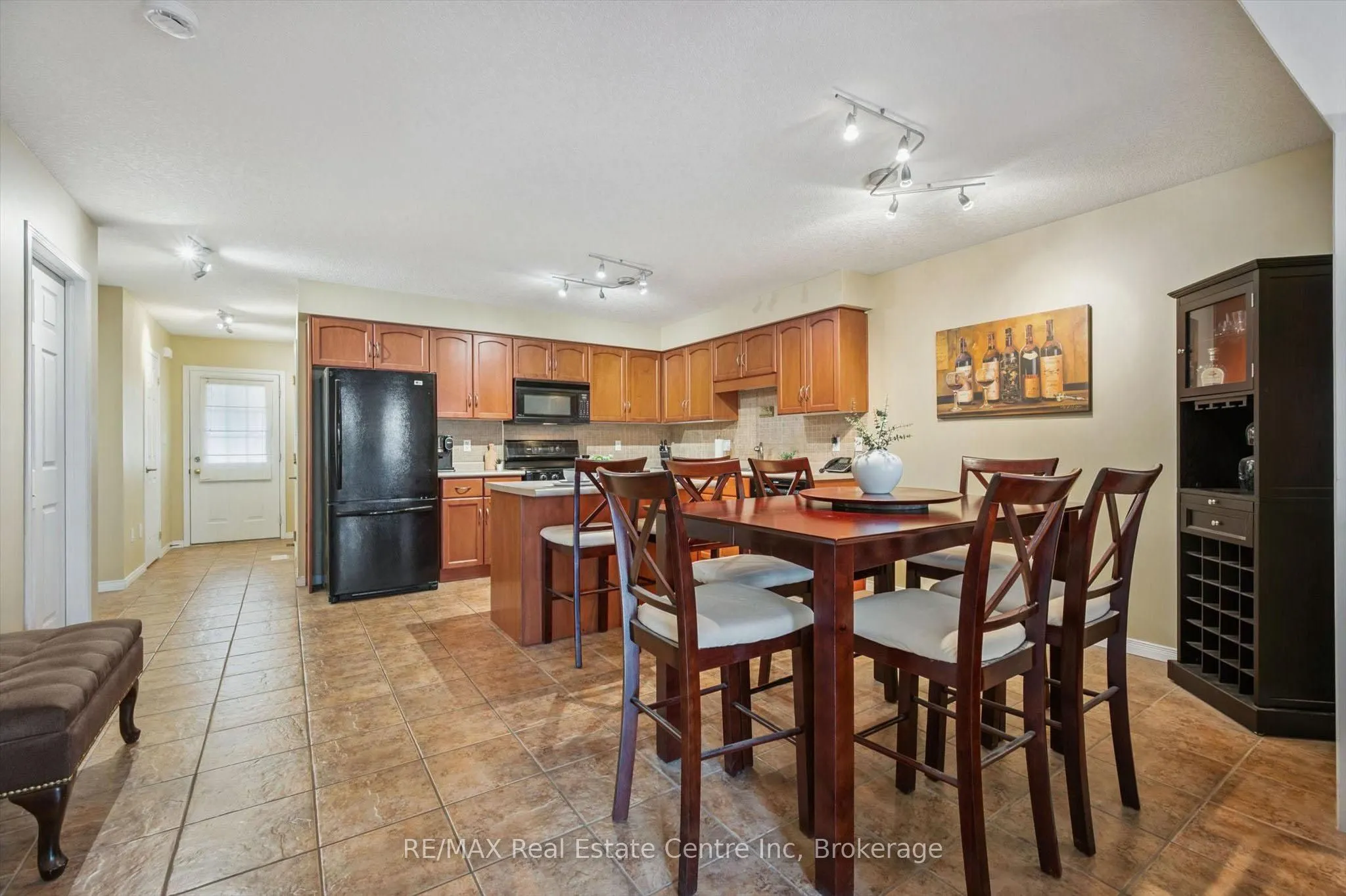 210 DAWN Avenue #38