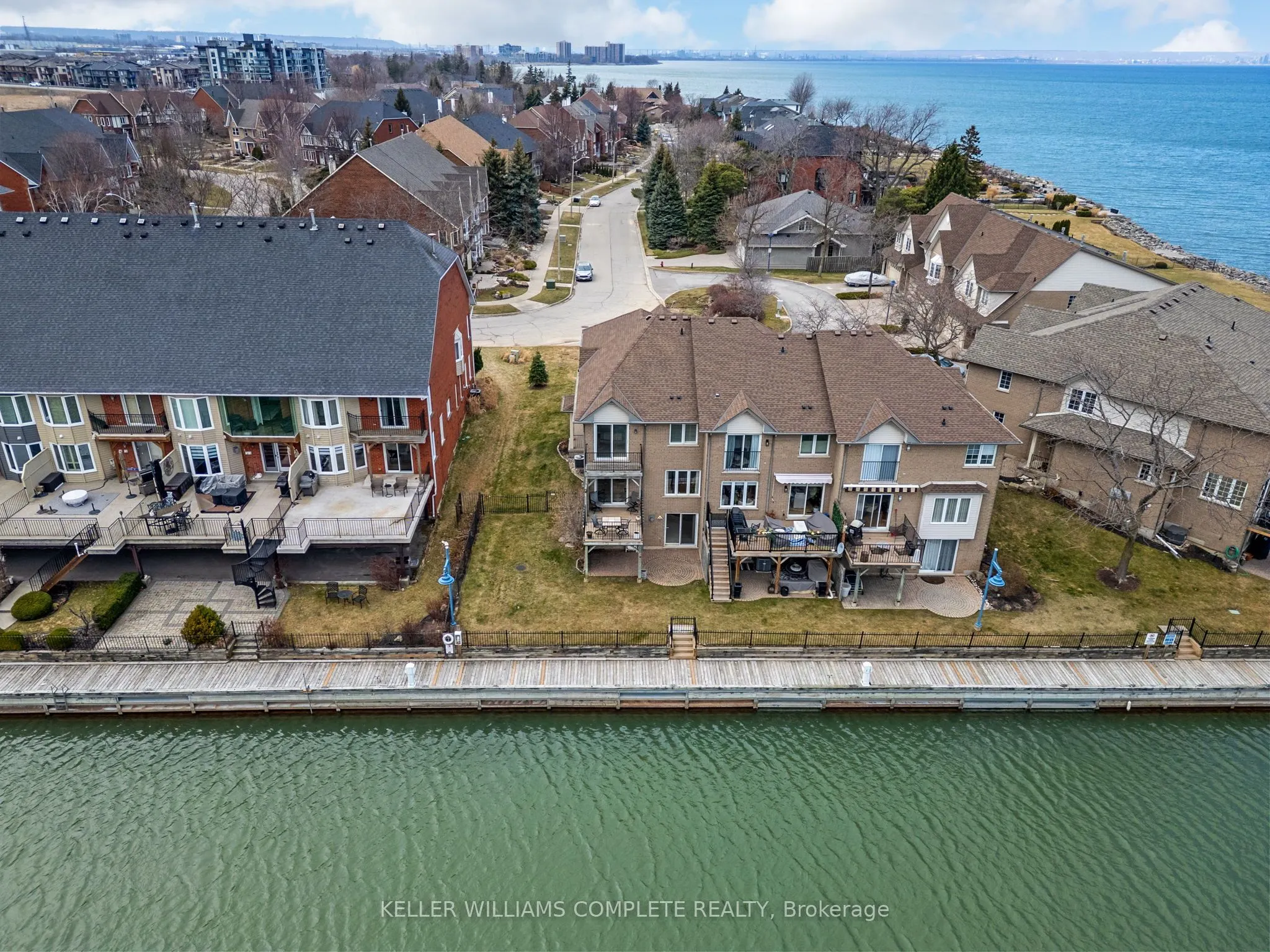 85 Edgewater Drive #10