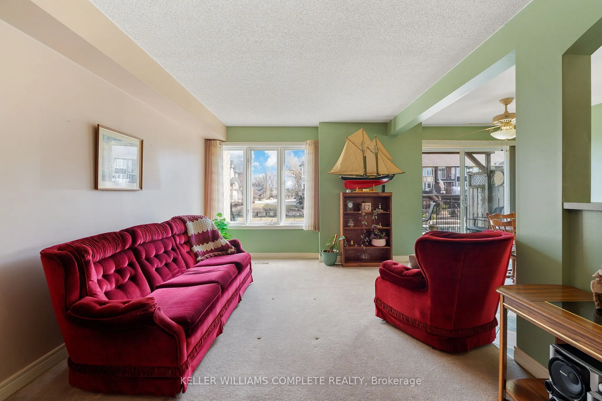 85 Edgewater Drive #10