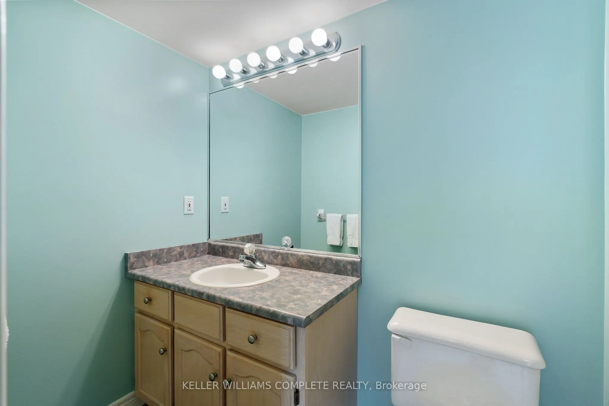 85 Edgewater Drive #10