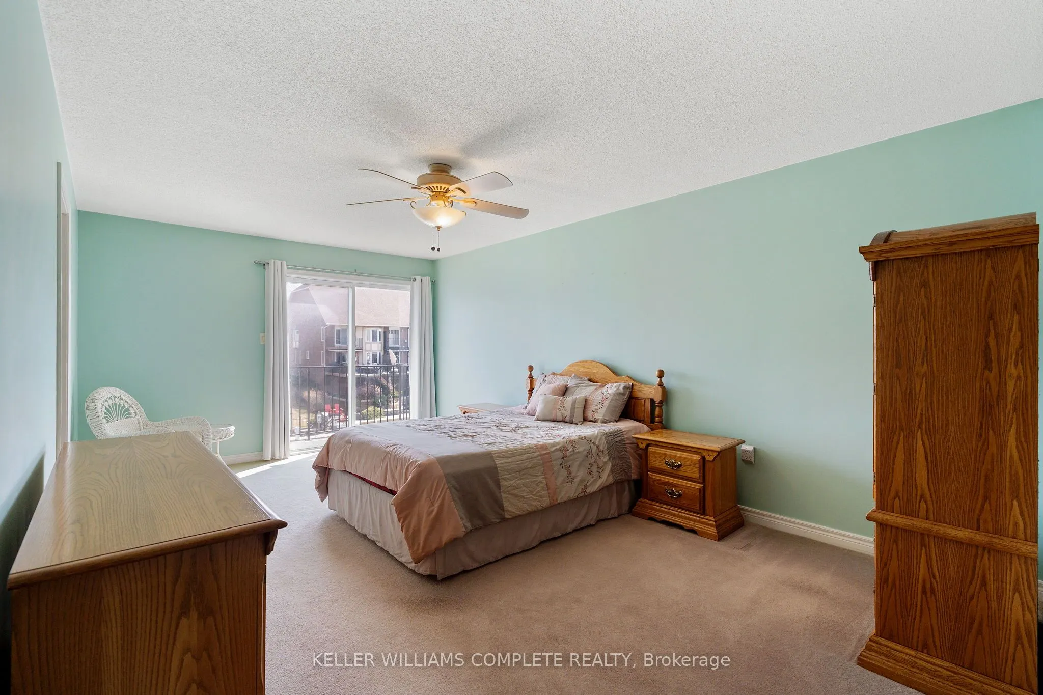 85 Edgewater Drive #10