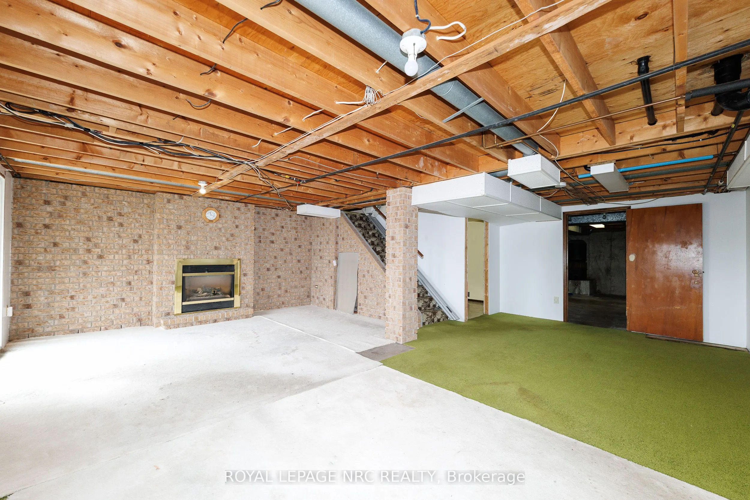 105 Hillview Road