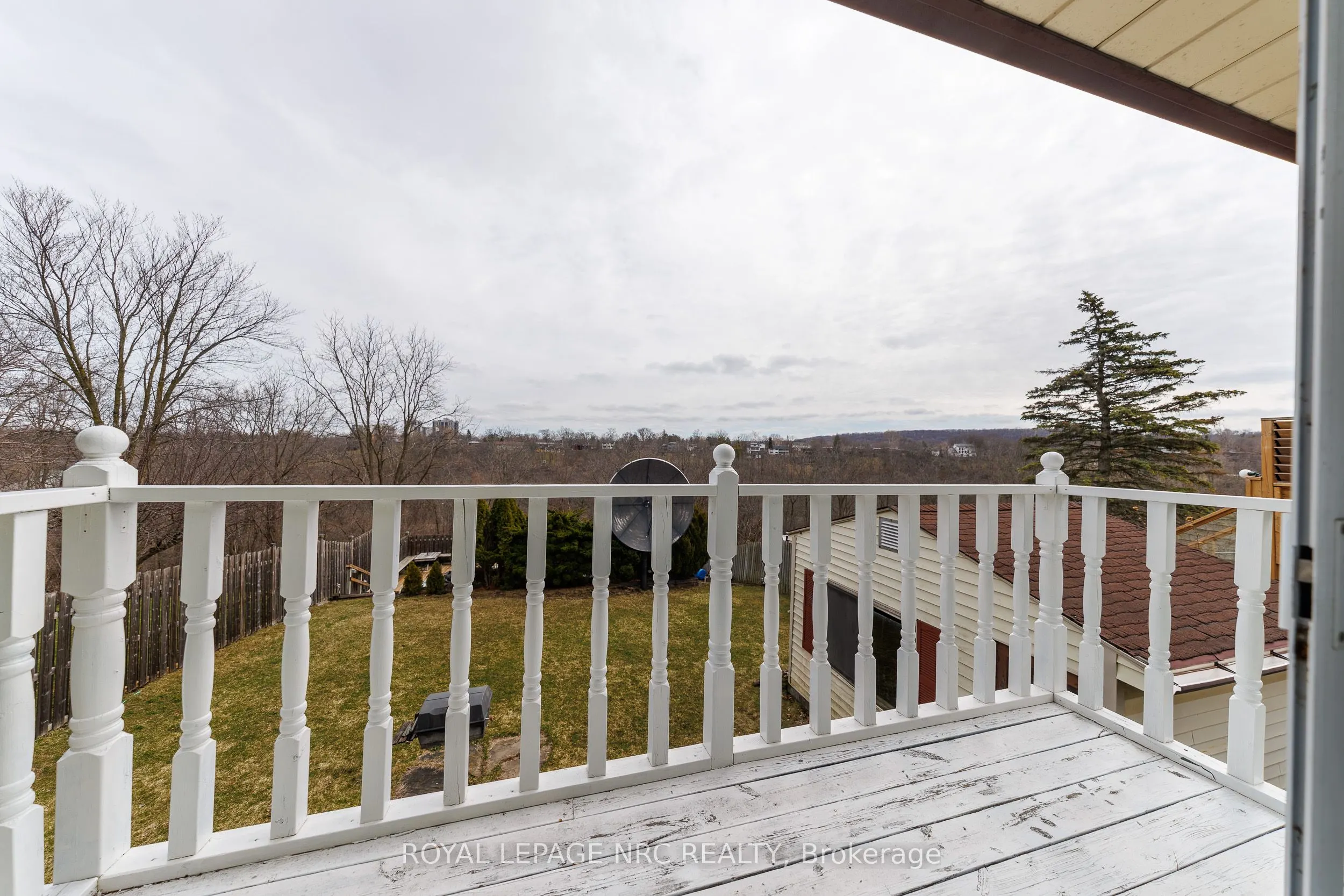 105 Hillview Road