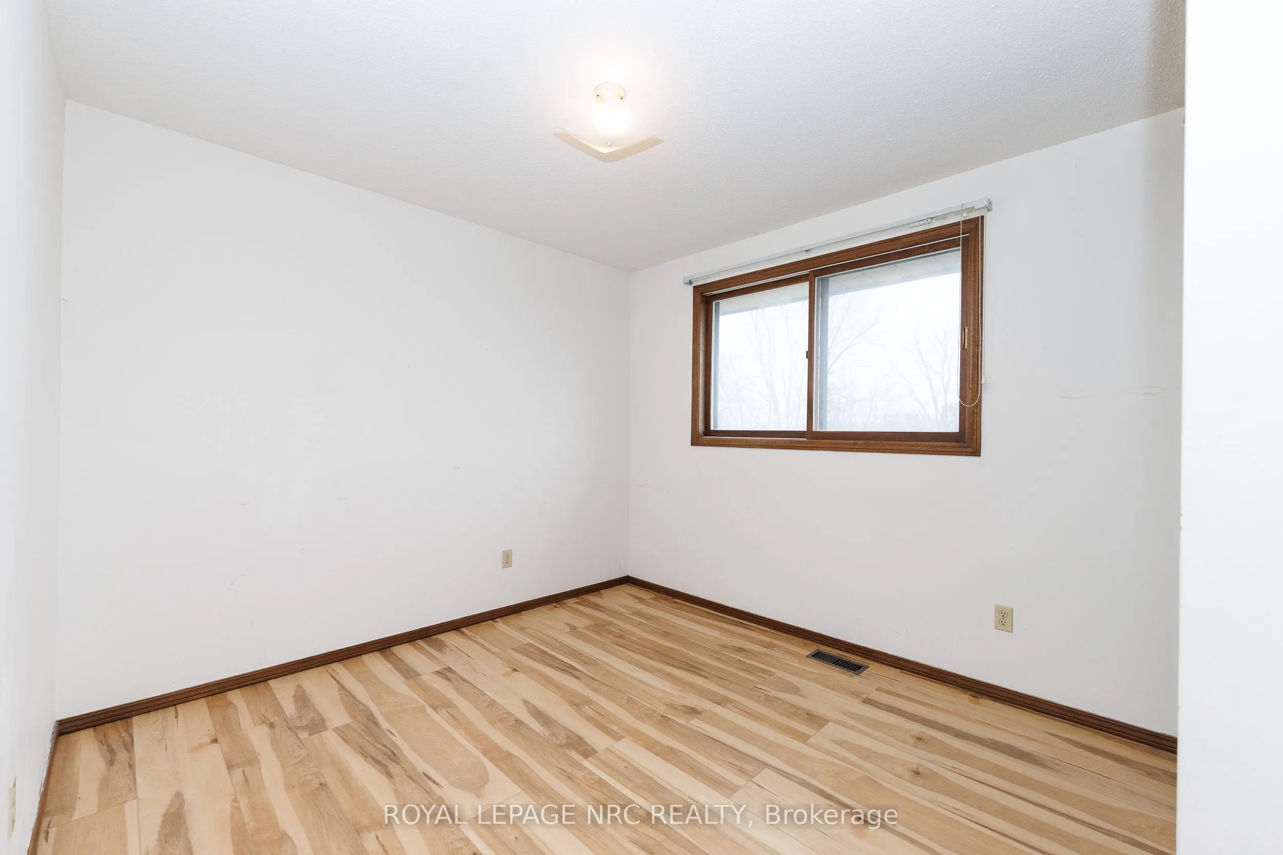 105 Hillview Road