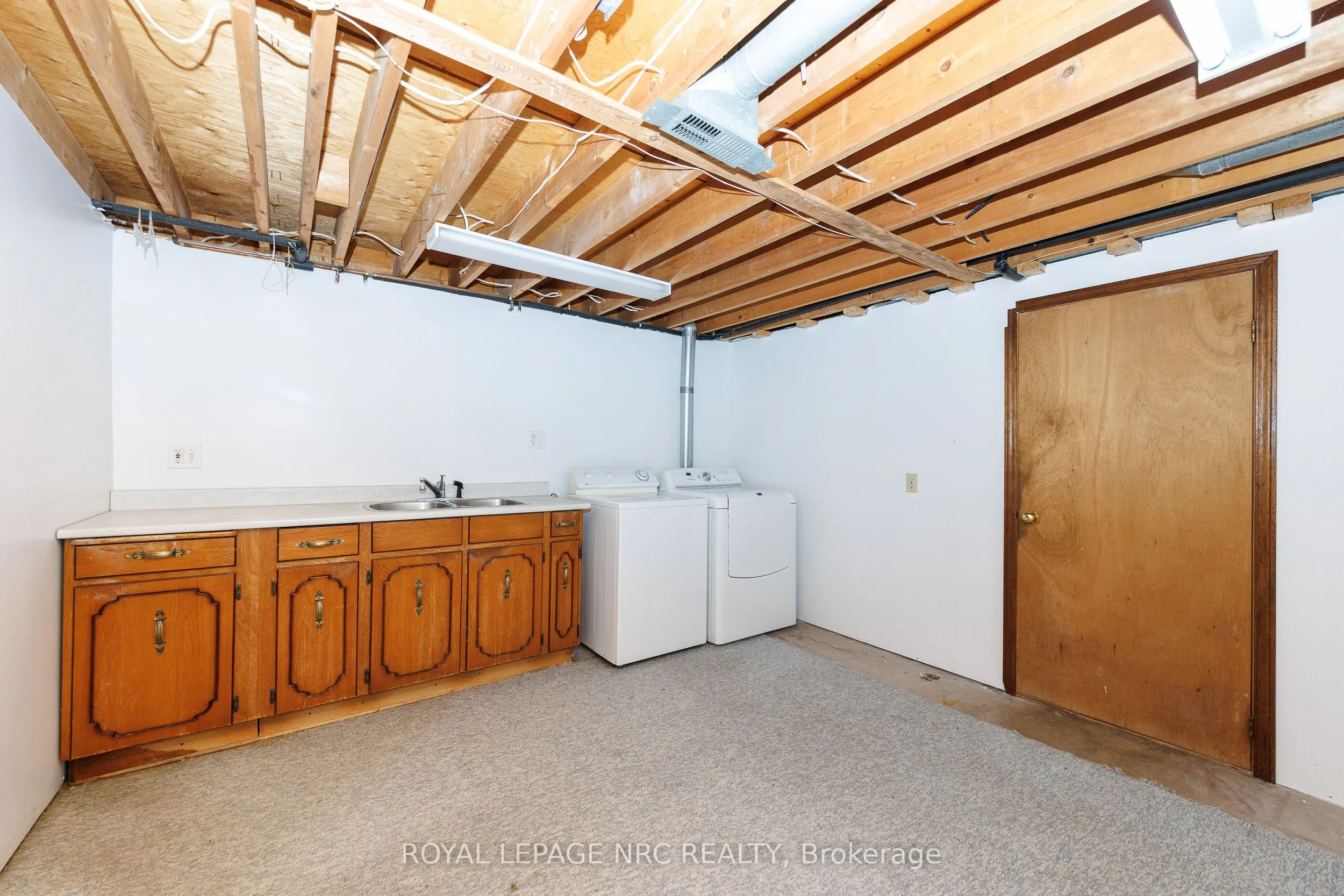 105 Hillview Road