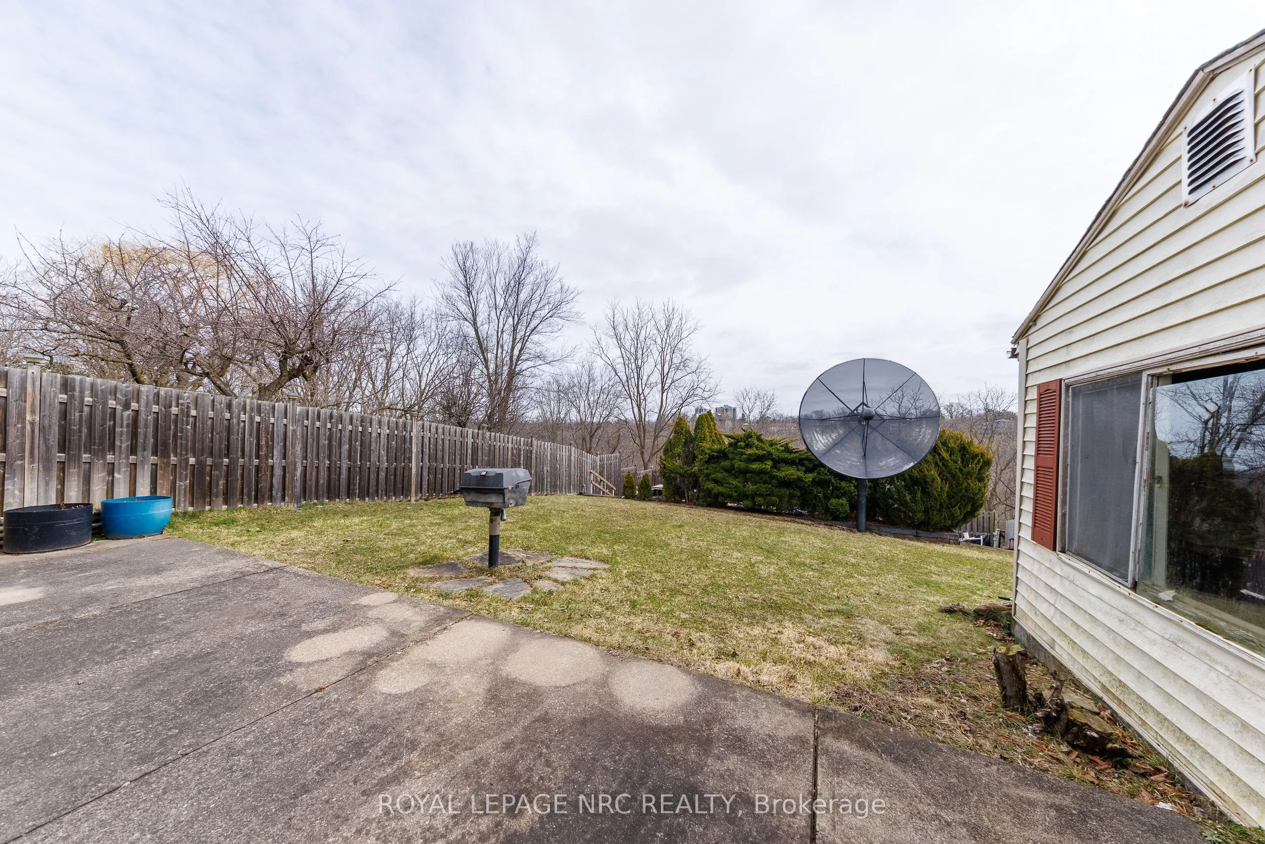 105 Hillview Road