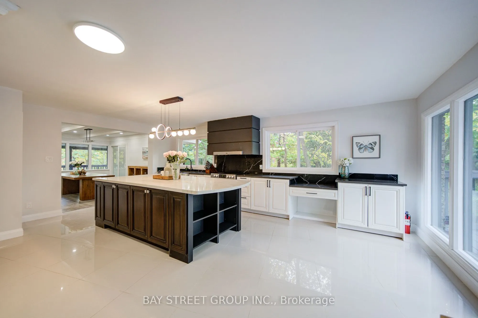 14874 Niagara River Parkway