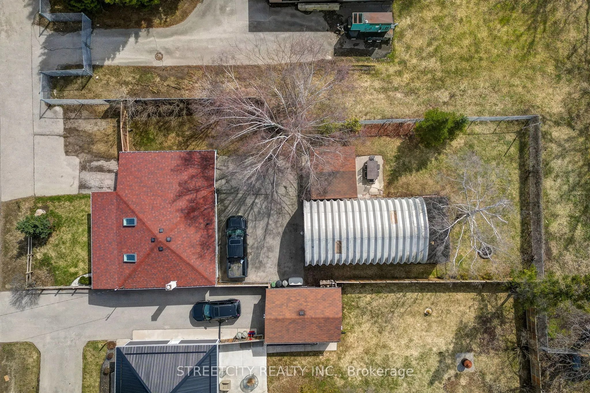 483 CLARKE Road