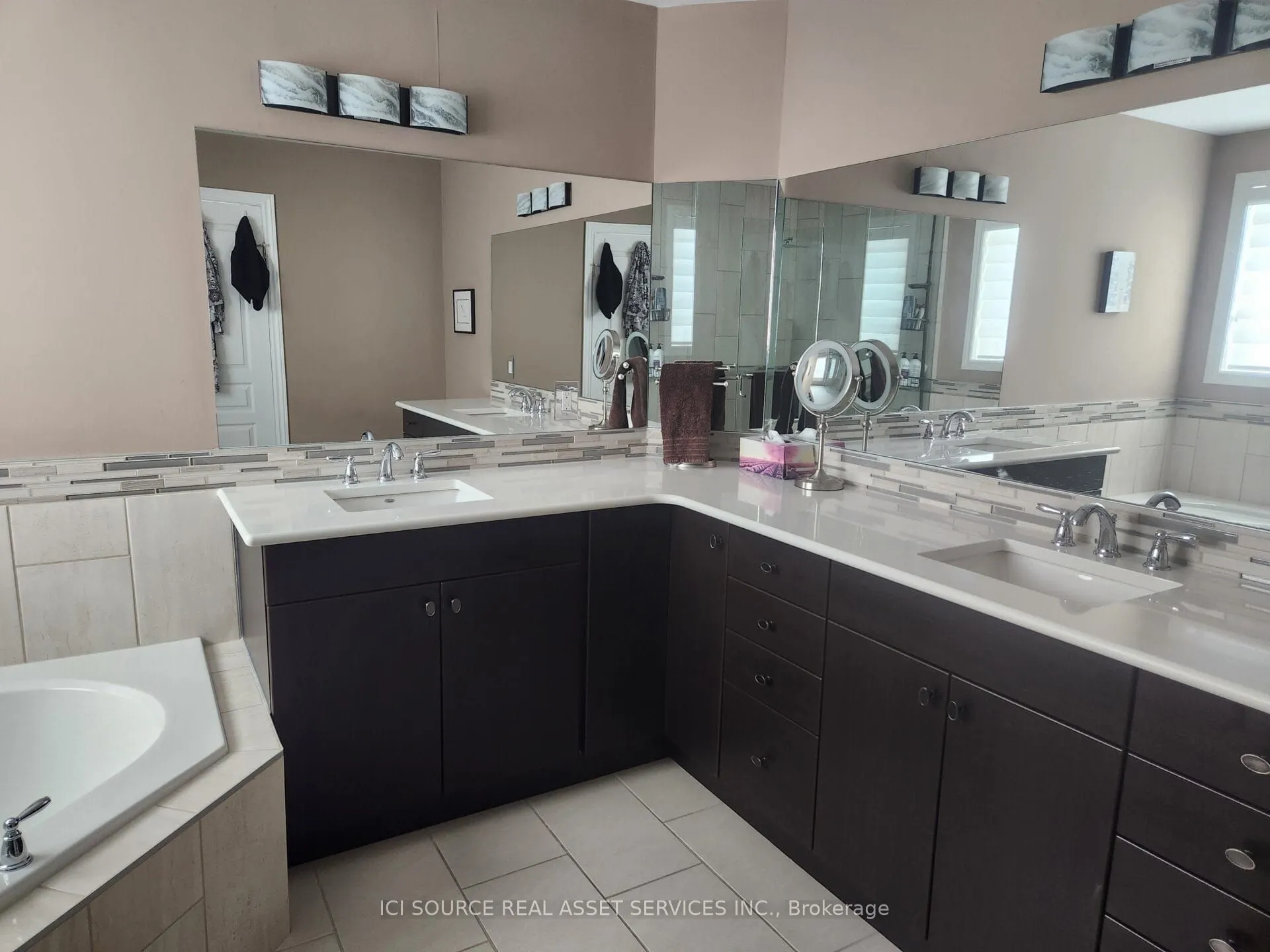 435 Winchester Drive #10