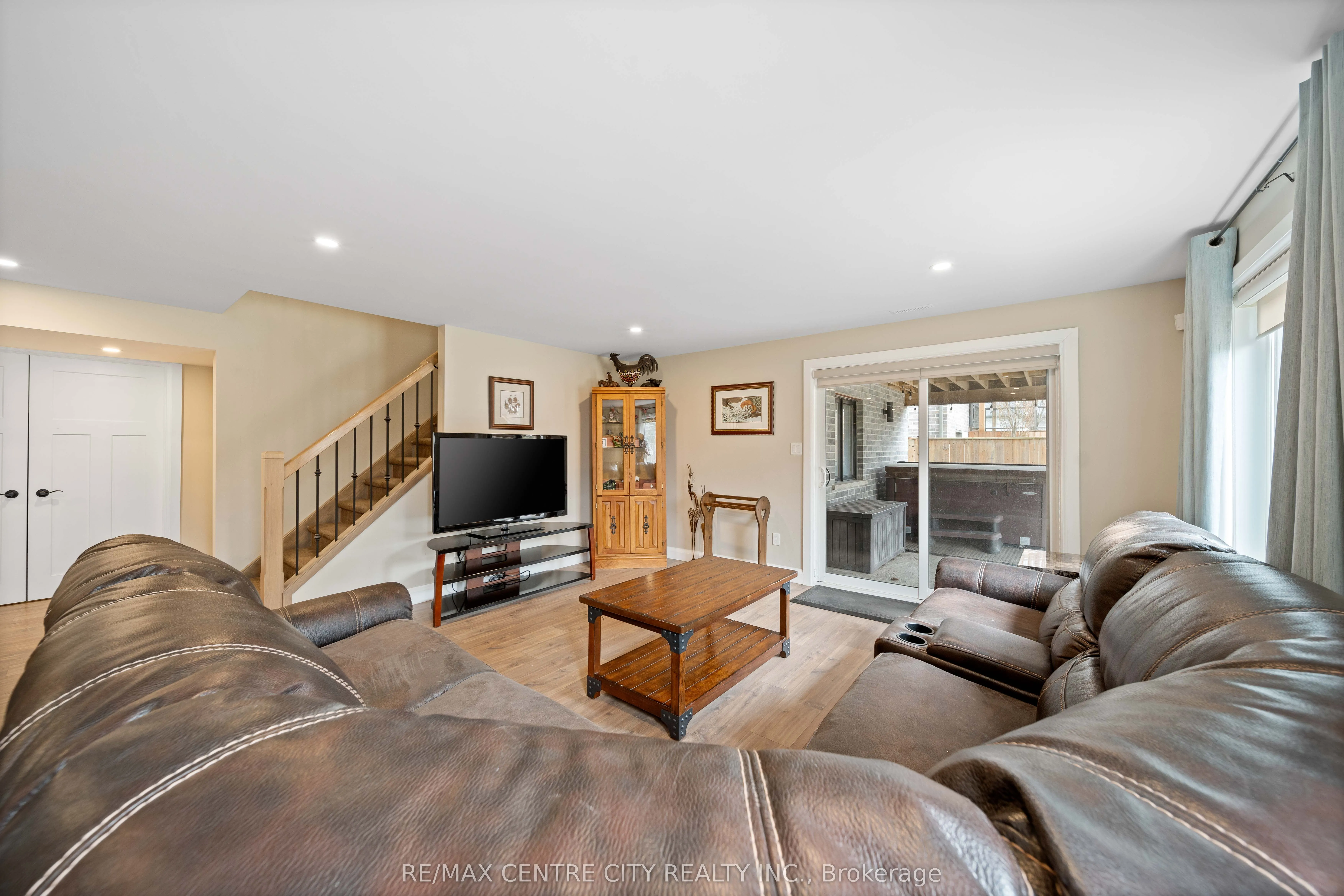 21 Belmont Avenue